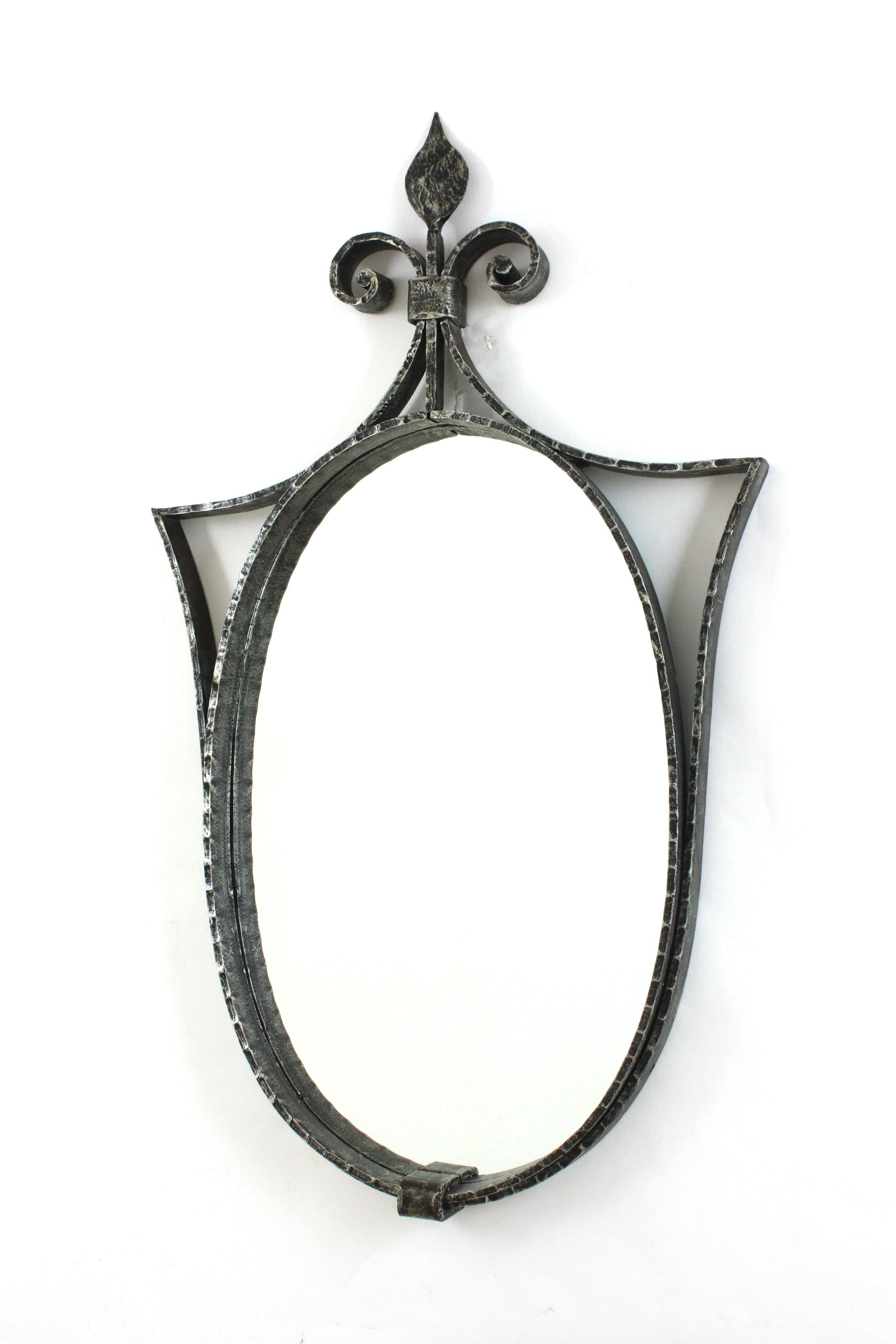 Neoclassical Oval Mirror in Hand Forged Iron, Spain 1950 For Sale 3