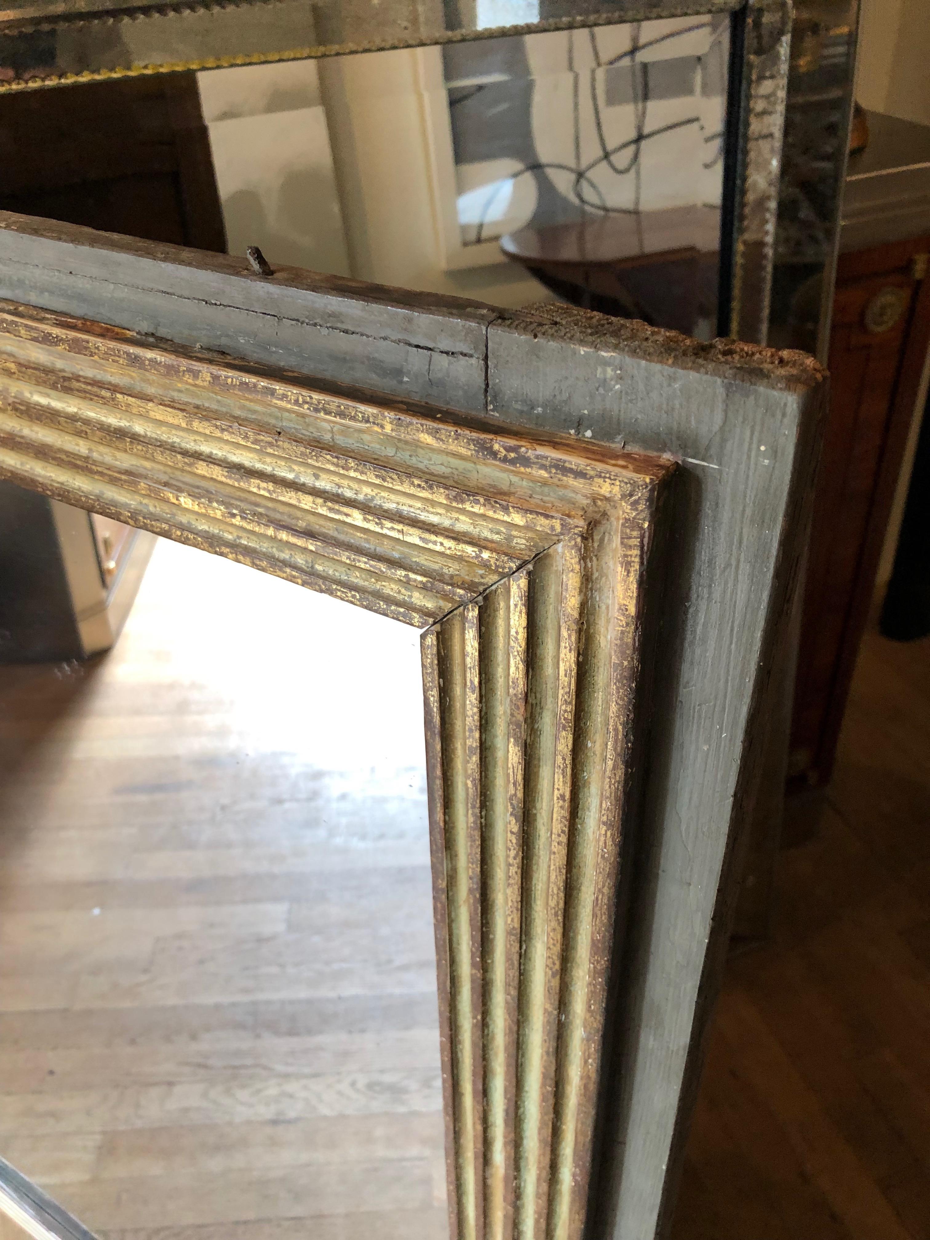 Neoclassical Painted and Gilded Mirror In Good Condition In New York, NY