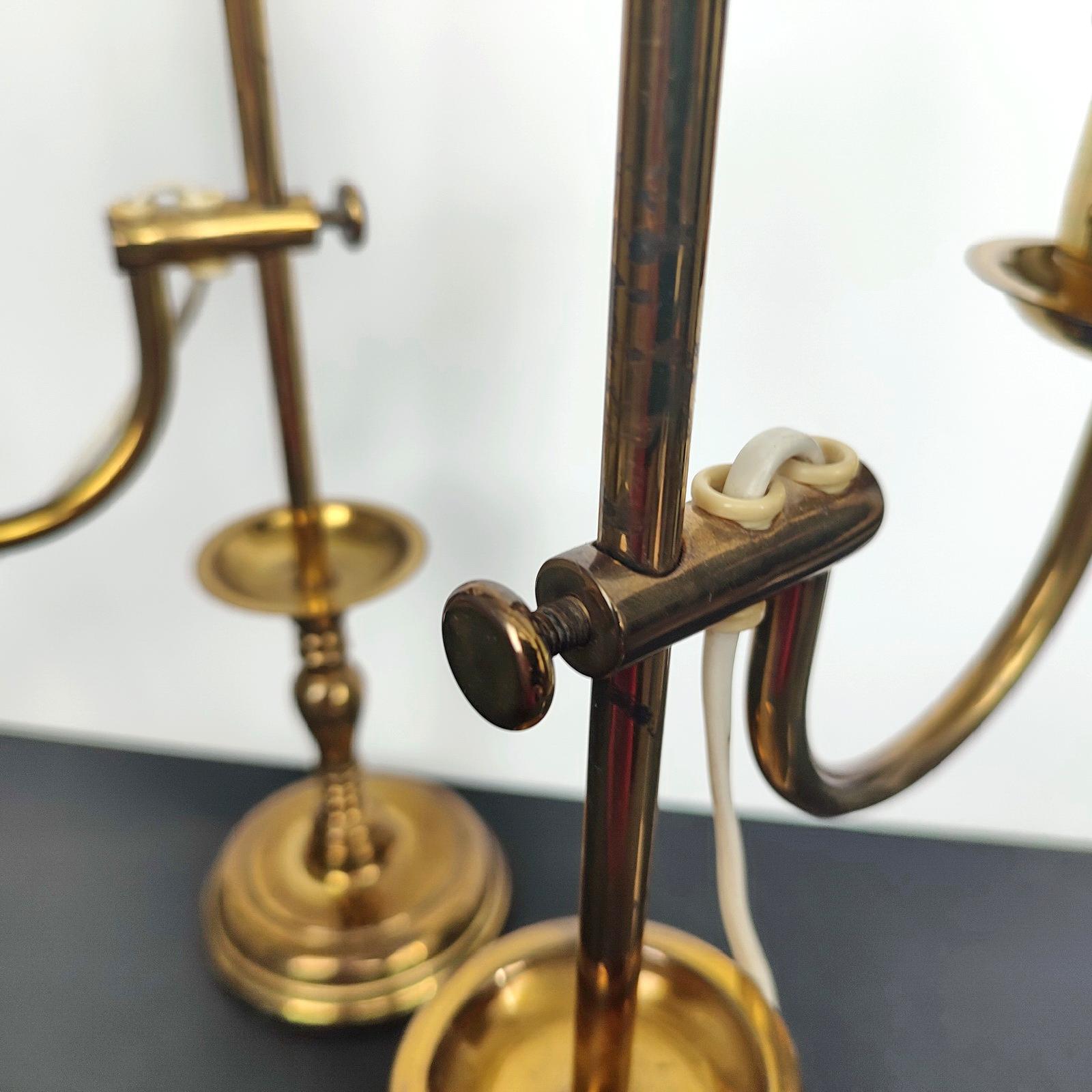 Neoclassical Pair of Gilt Bronze Bouillotte Lamps, France, Early 20th Century For Sale 1