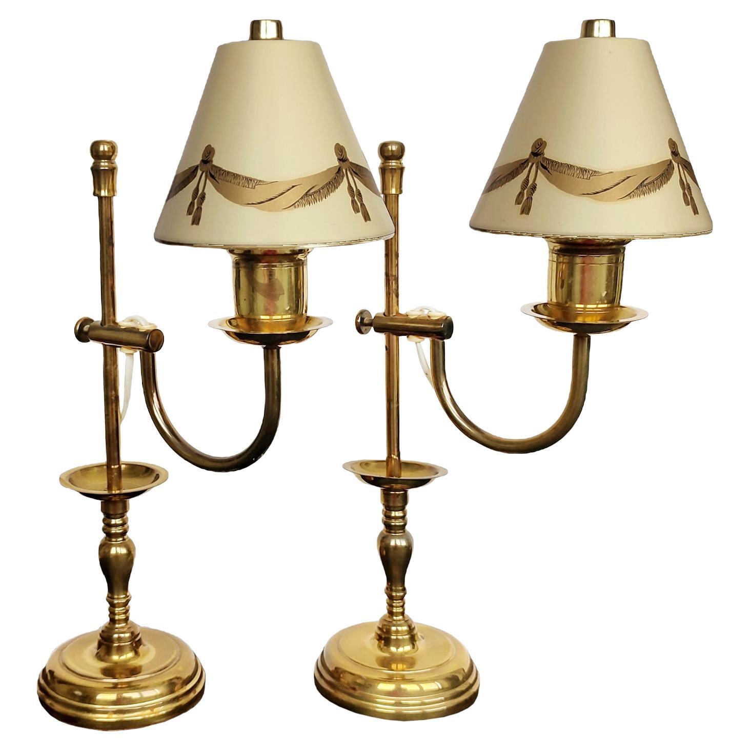 Neoclassical Pair of Gilt Bronze Bouillotte Lamps, France, Early 20th Century For Sale