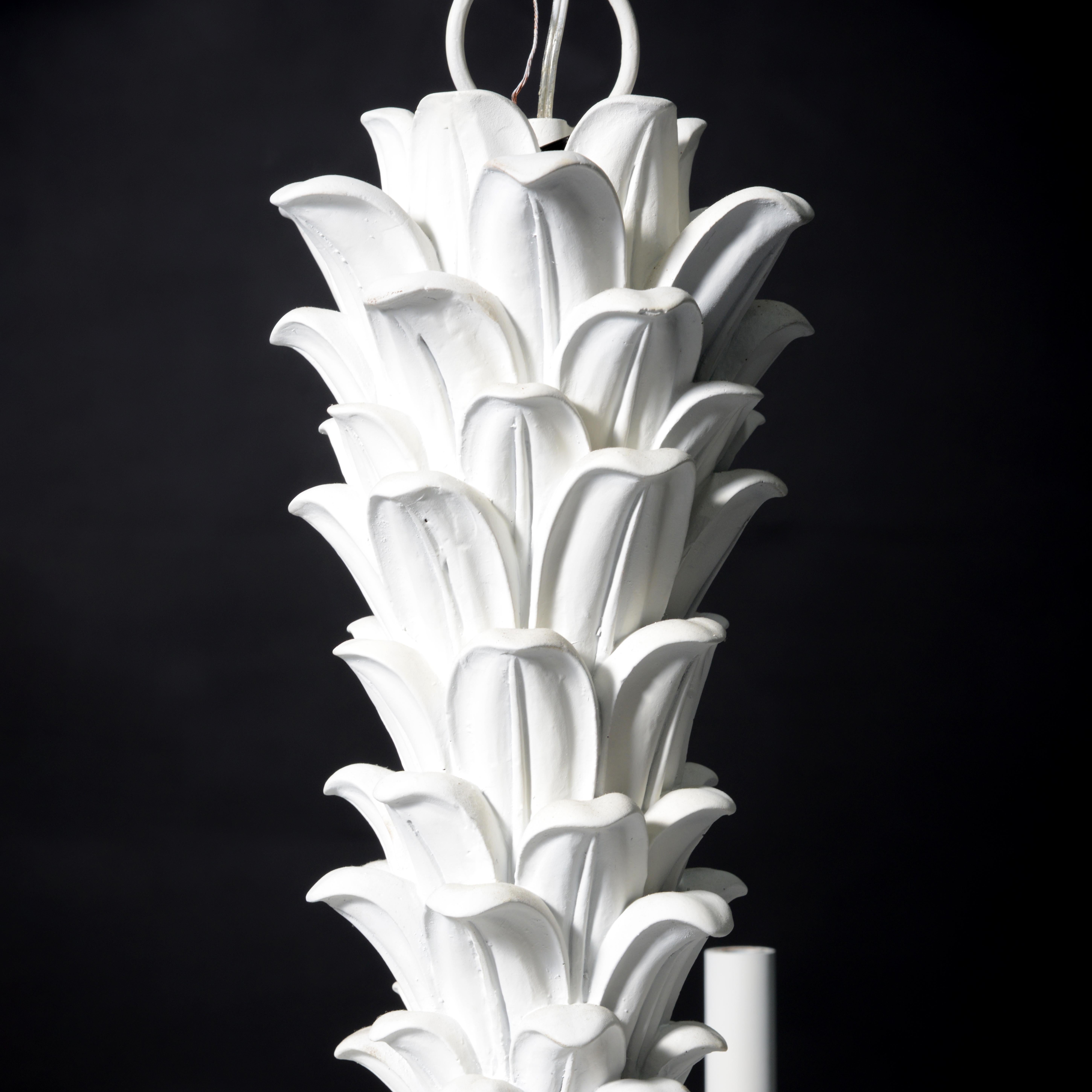 Lustre néoclassique en forme de grenouille de palmier, à la manière de Serge Roche Bon état - En vente à Lake Worth Beach, FL