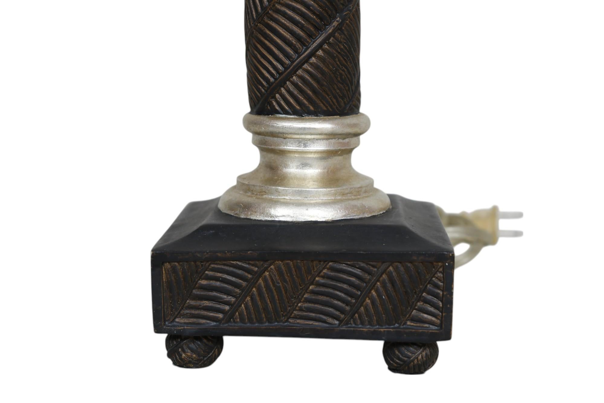 20th Century Neoclassical Palm Leaf Table Lamp For Sale