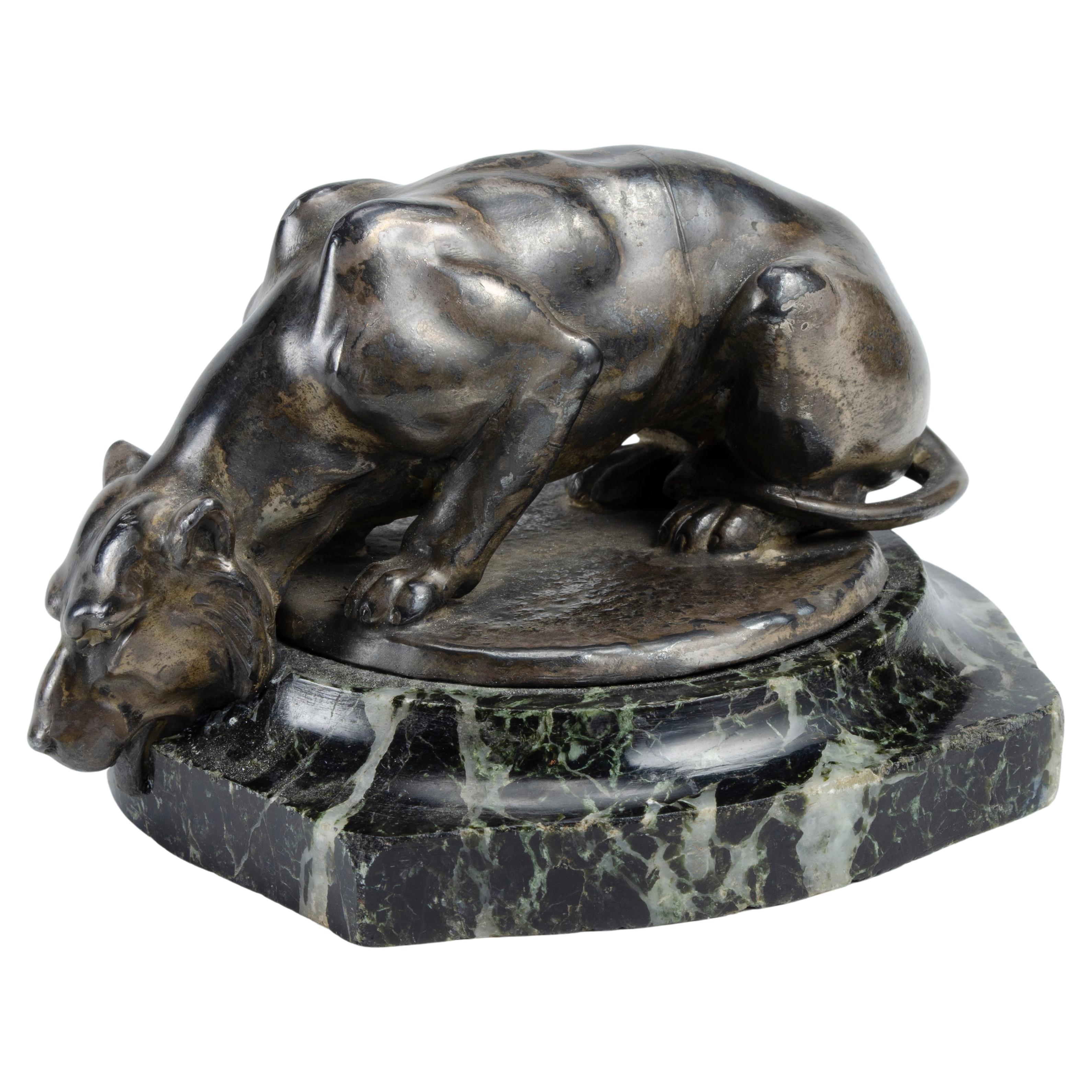 Neoklassizistische Panther-Skulptur im Angebot