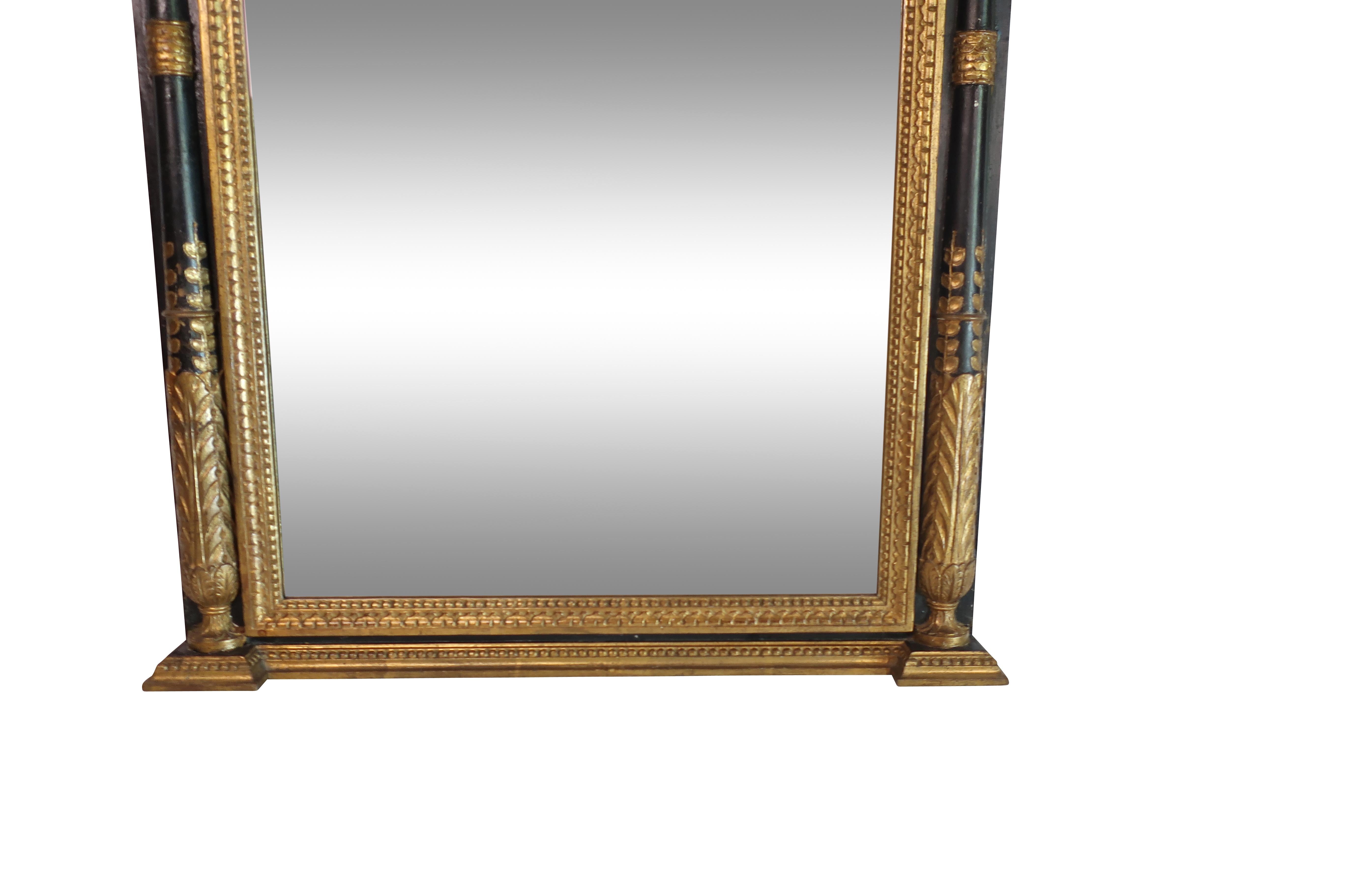 Neoclassical Parcel-Gilt Mirror with Finely Carved Giltwood Columns 1