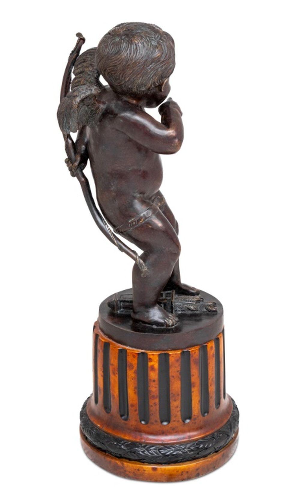 Neoclassico Figura neoclassica di Cupido in bronzo patinato in vendita