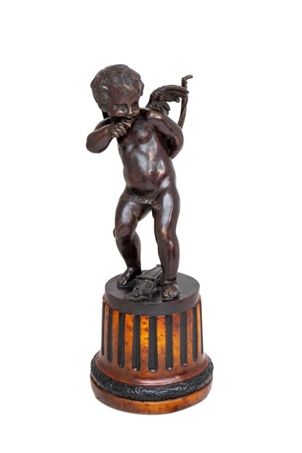 Figura neoclassica di Cupido in bronzo patinato In condizioni buone in vendita a Astoria, NY