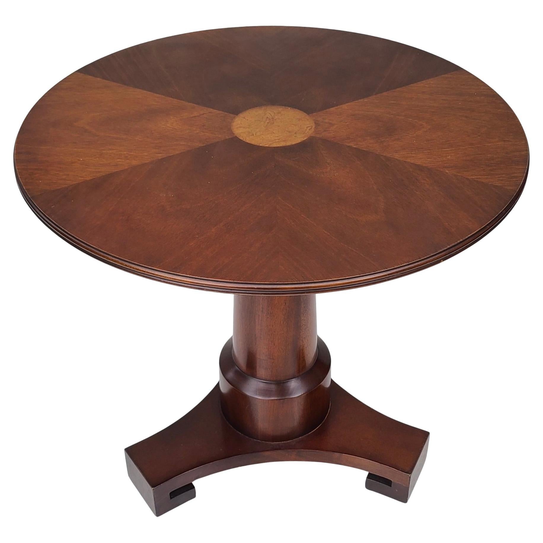 Neoclassical Pedestal Side Table by Baker Furniture Thomas Pheasant im Angebot