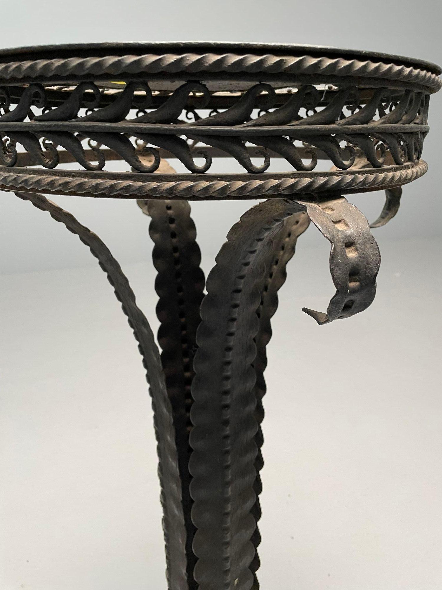 Neoclassical Plume Leg Wrought Iron Antique Pedestal, Indoor / Outdoor Use For Sale 2