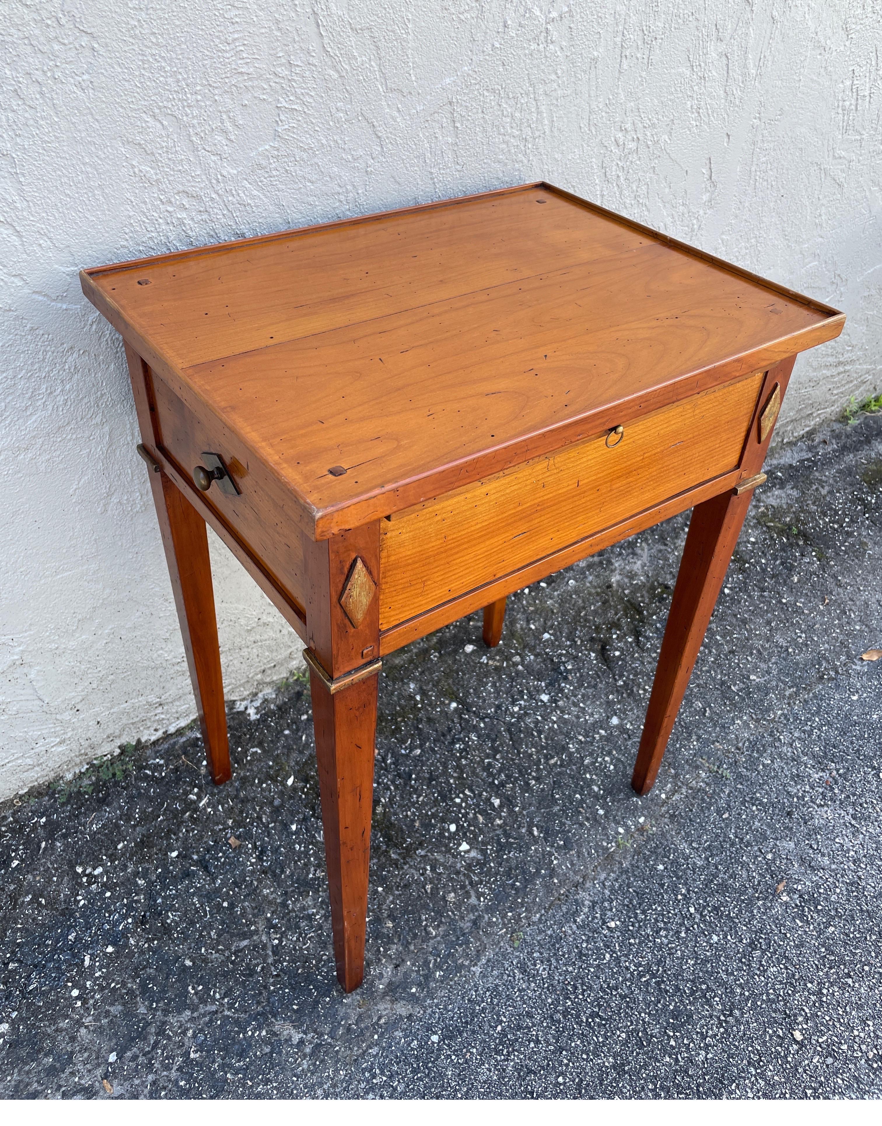 Italian Neoclassical Rectangular Side Table