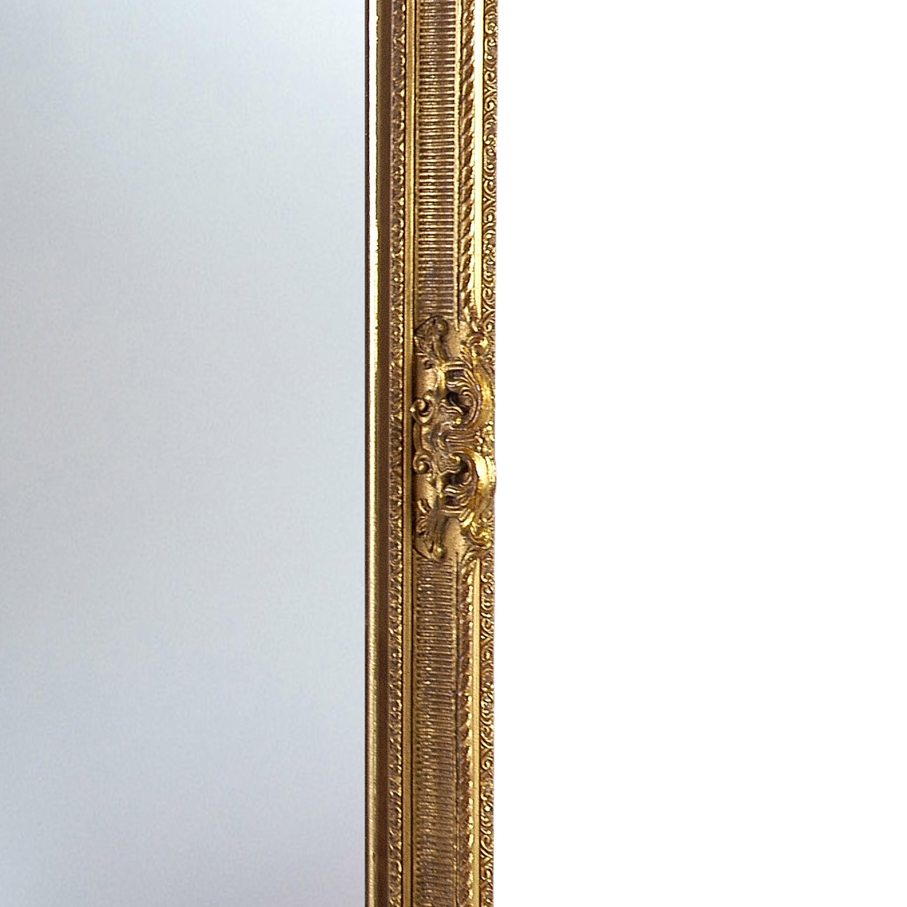 Handgeschnitzter Holzspiegel im neoklassizistischen Regency-Stil in Gold, 1970 im Zustand „Gut“ im Angebot in Madrid, ES