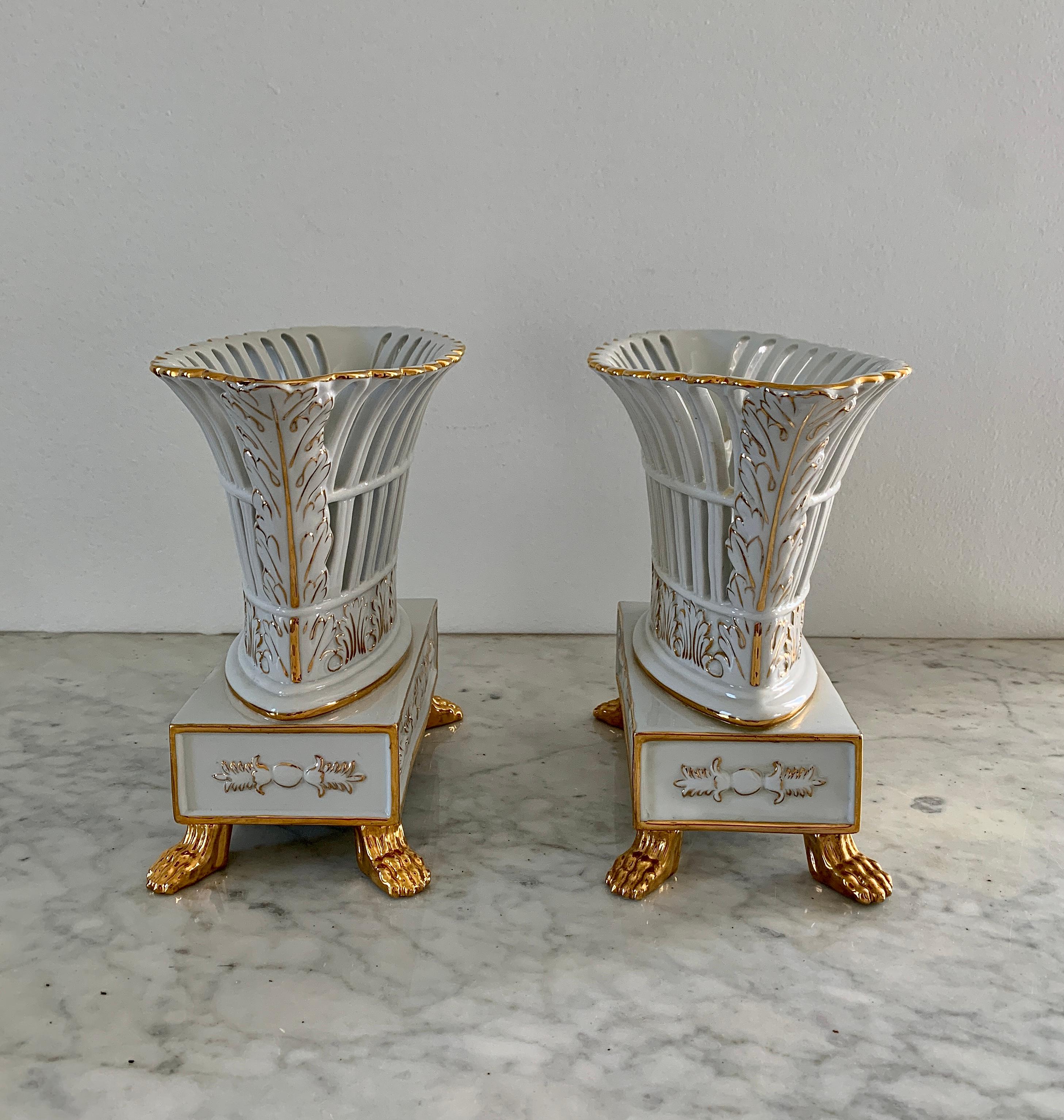 American Neoclassical Regency Reticulated Gold Gilt Porcelain Basket Compotes, Pair For Sale