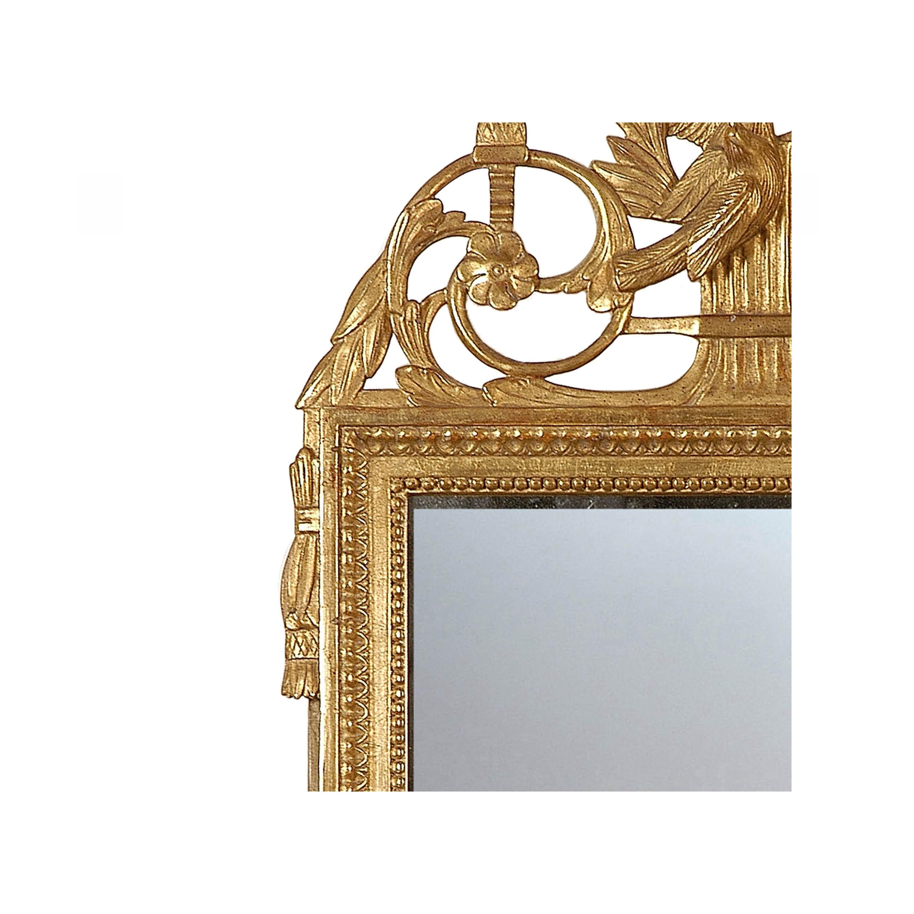 Rechteckiger, handgeschnitzter Holzspiegel im neoklassizistischen Regency-Stil mit Goldfolie, 1970 (Spanisch) im Angebot