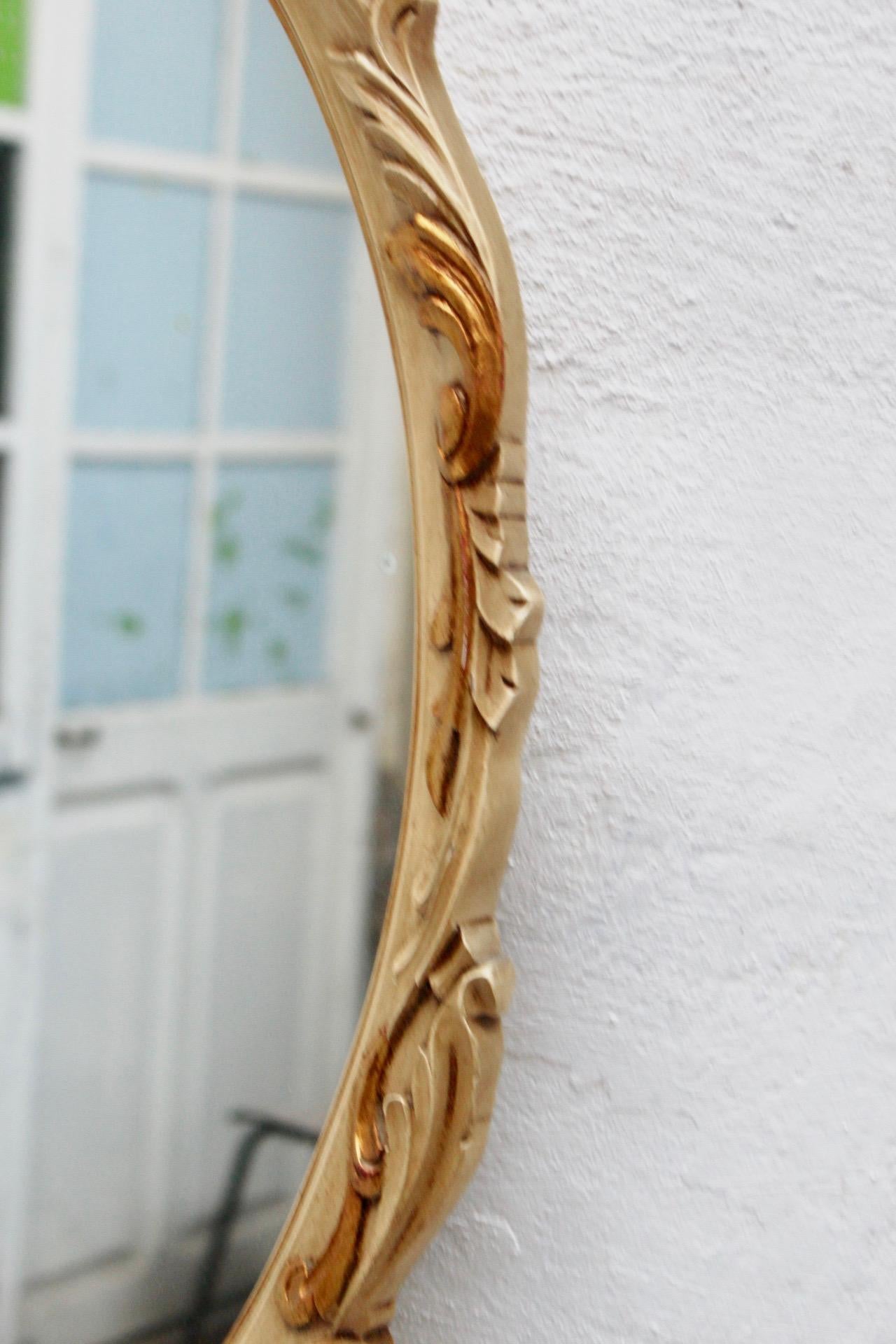 Neoclassical Revival Double Oval White Wood Mirror by Mariano García, 1960s For Sale 6