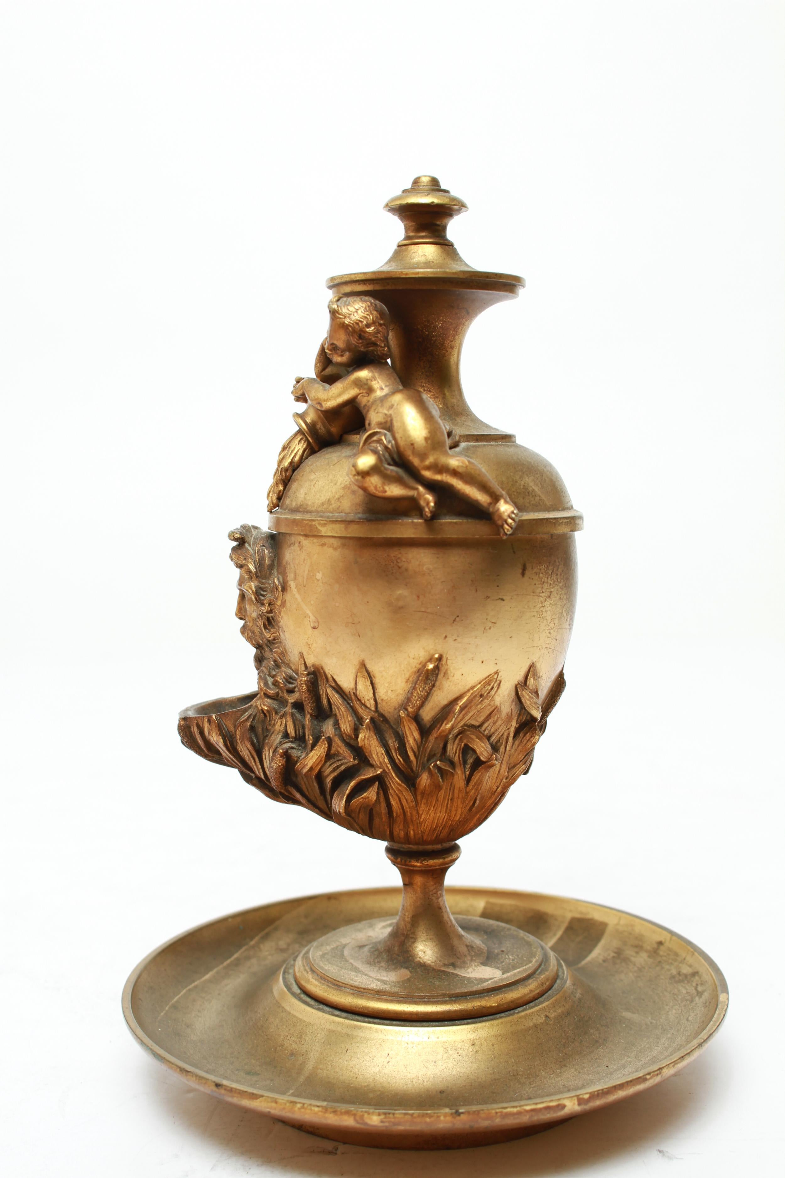 Neoclassical Revival Gilt Bronze Oil Lamp In Good Condition In New York, NY