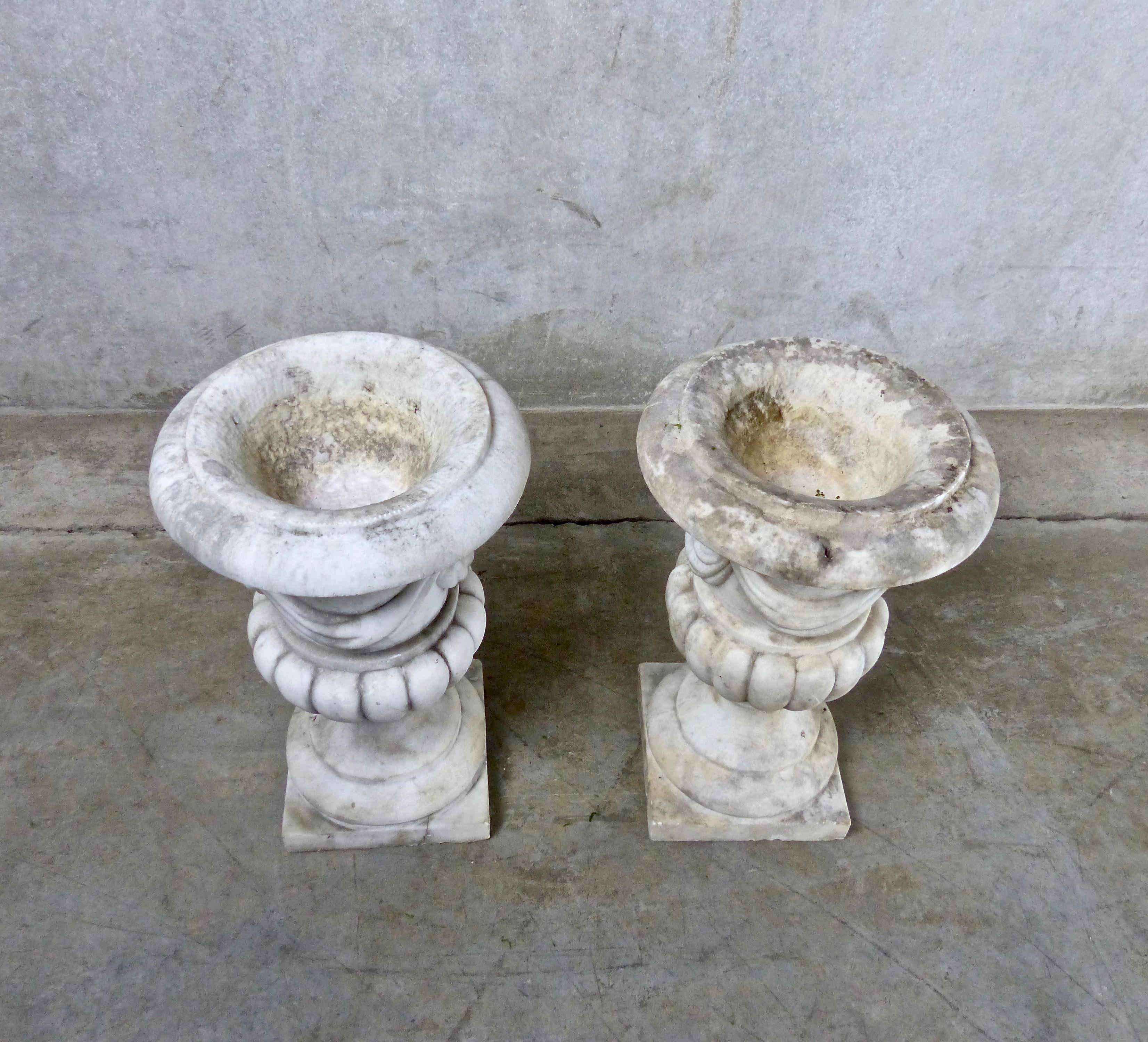 Neoclassico Fioriere da giardino in marmo italiano di epoca neoclassica in vendita