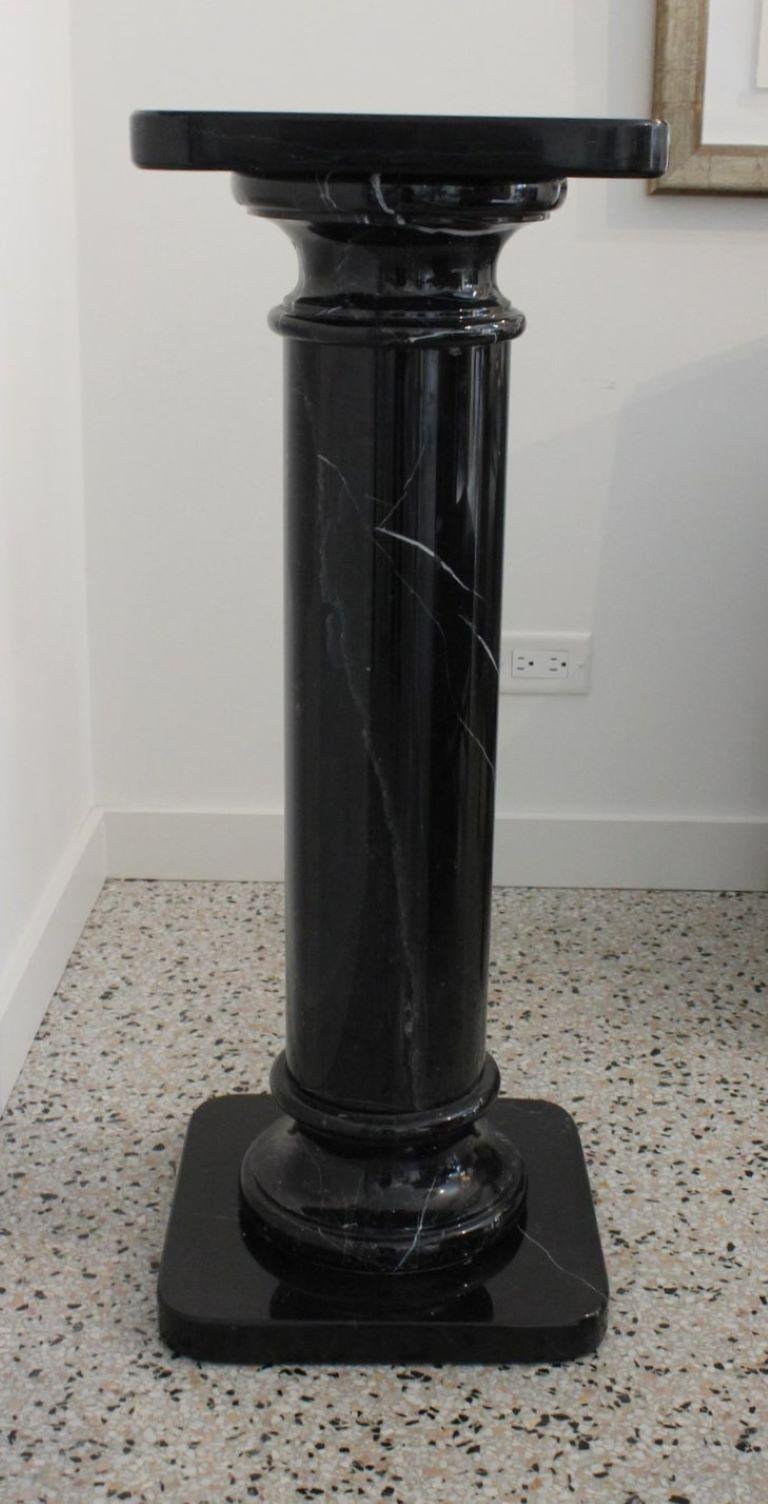Neoclassical Revival Marble Pedestal For Sale 2