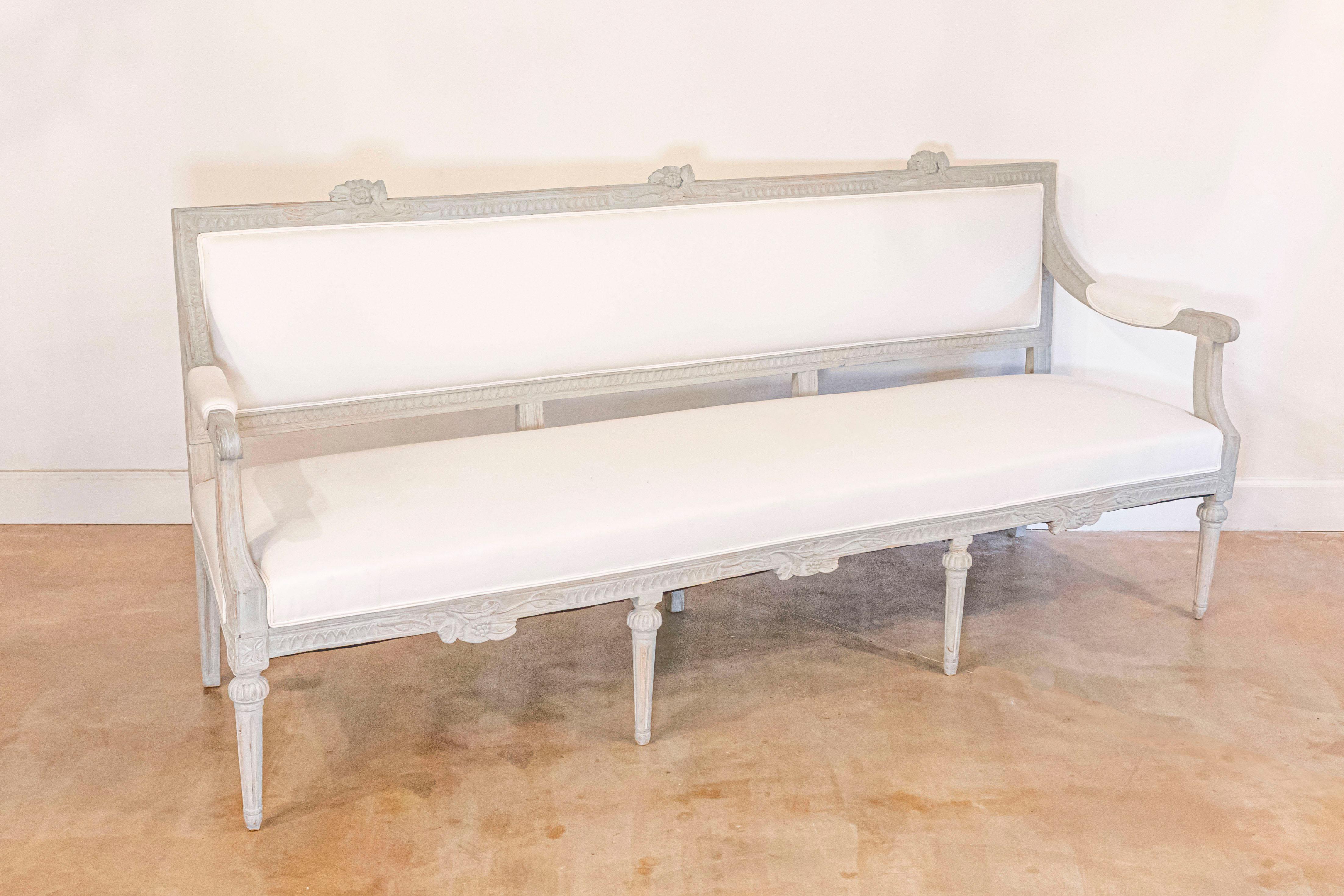 Neoclassical Revival Swedish Painted and Carved Upholstered Bench, circa 1890 In Good Condition In Atlanta, GA