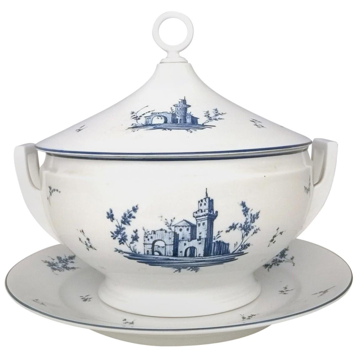 Neoclassical Richard Ginori White and Blue Porcelain Serving Dish, Italy