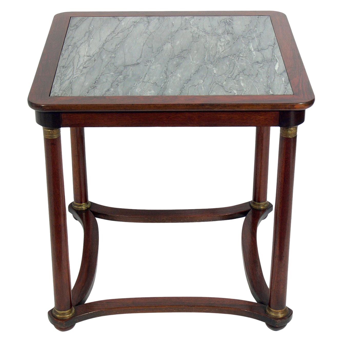 Neoklassischer Tisch aus Palisanderholz und Marmor im Angebot