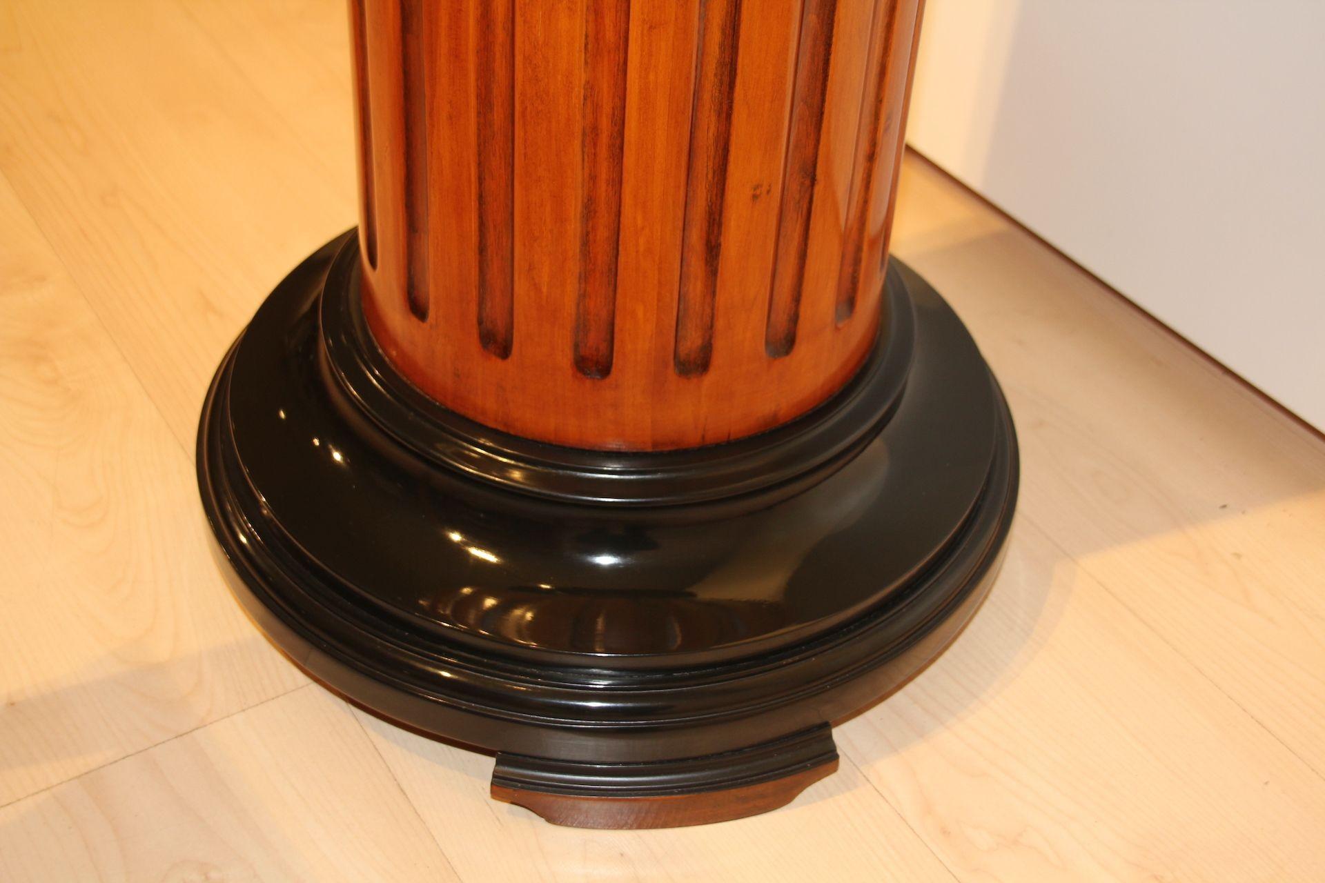 Rotating Pedestal, Neoclassical Style, Beech Wood, Ebonized, Germany circa 1920 For Sale 1