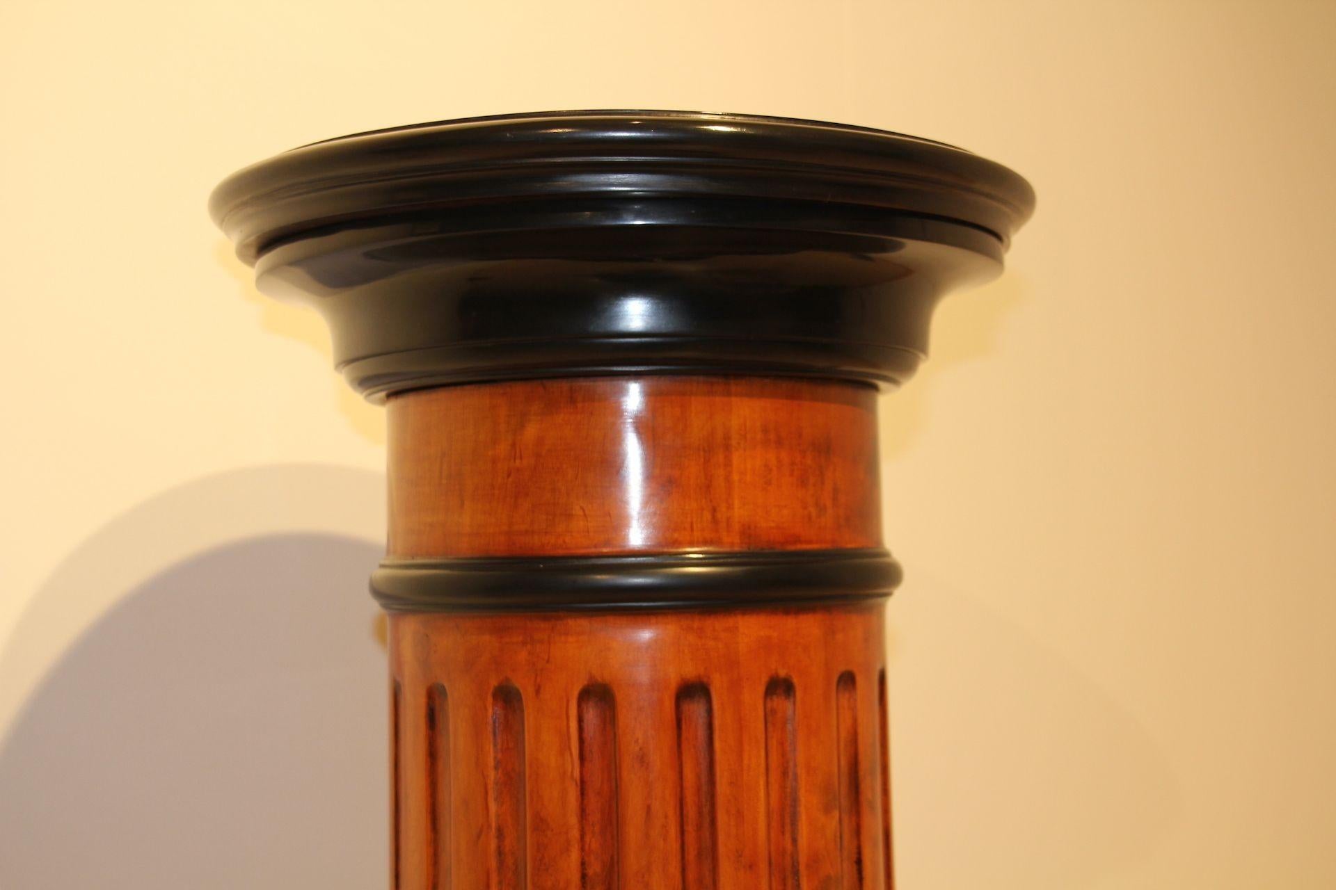 Rotating Pedestal, Neoclassical Style, Beech Wood, Ebonized, Germany circa 1920 For Sale 3