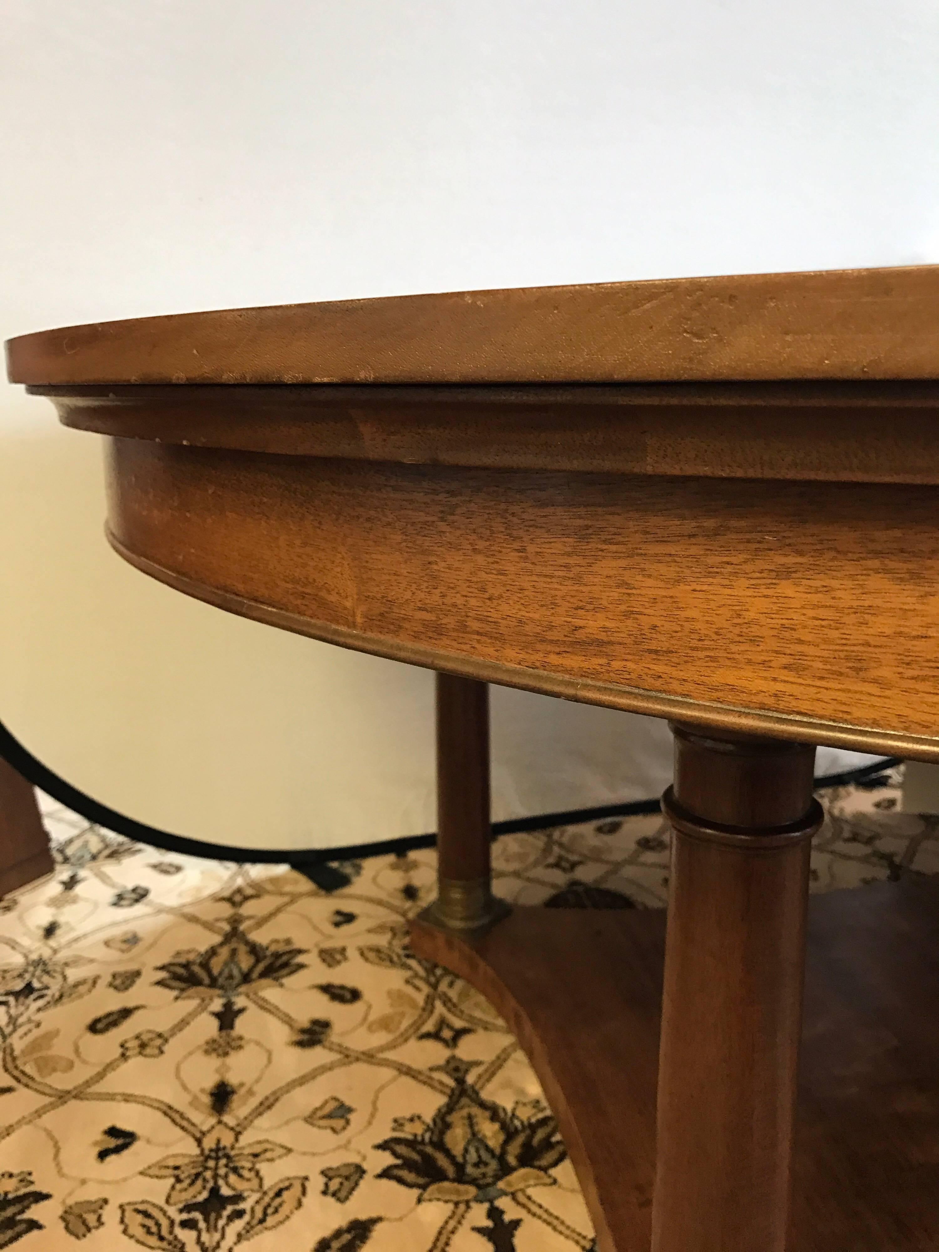 Neoclassical Round Extension Walnut Dining Table Potthast Brothers In Excellent Condition In West Hartford, CT