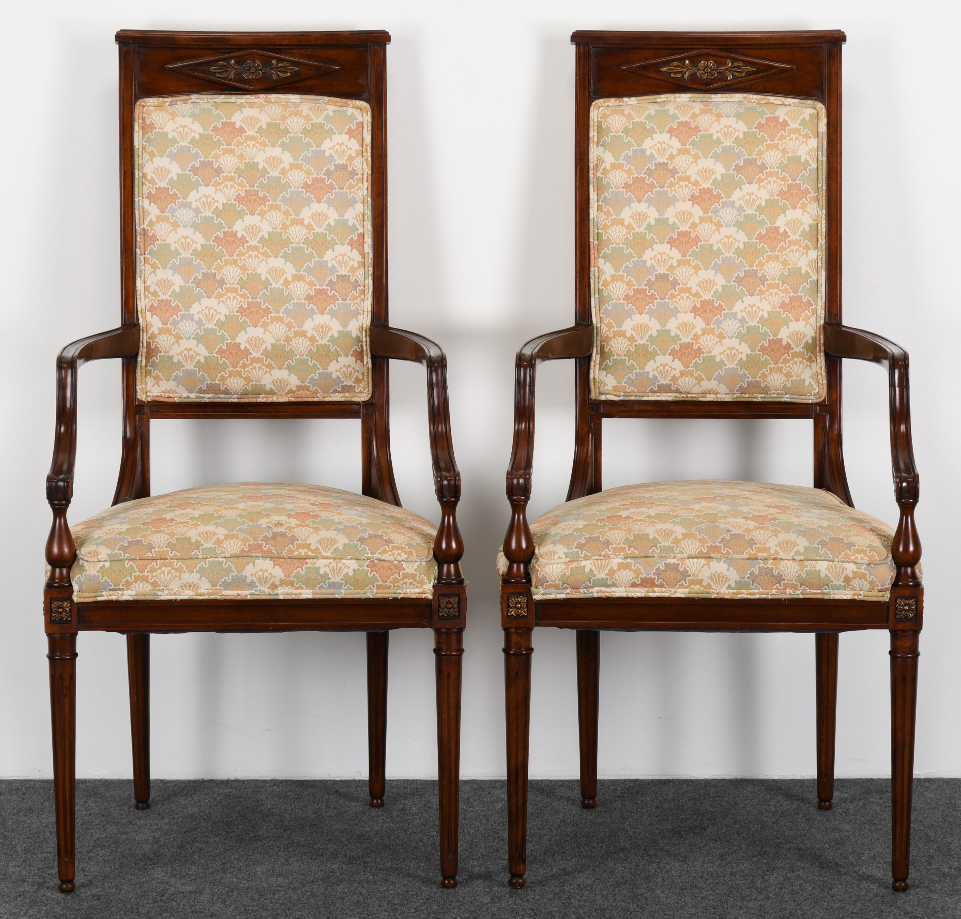 Neoclassical Set of Eight Mahogany Dining Chairs, 1960s In Good Condition In Hamburg, PA