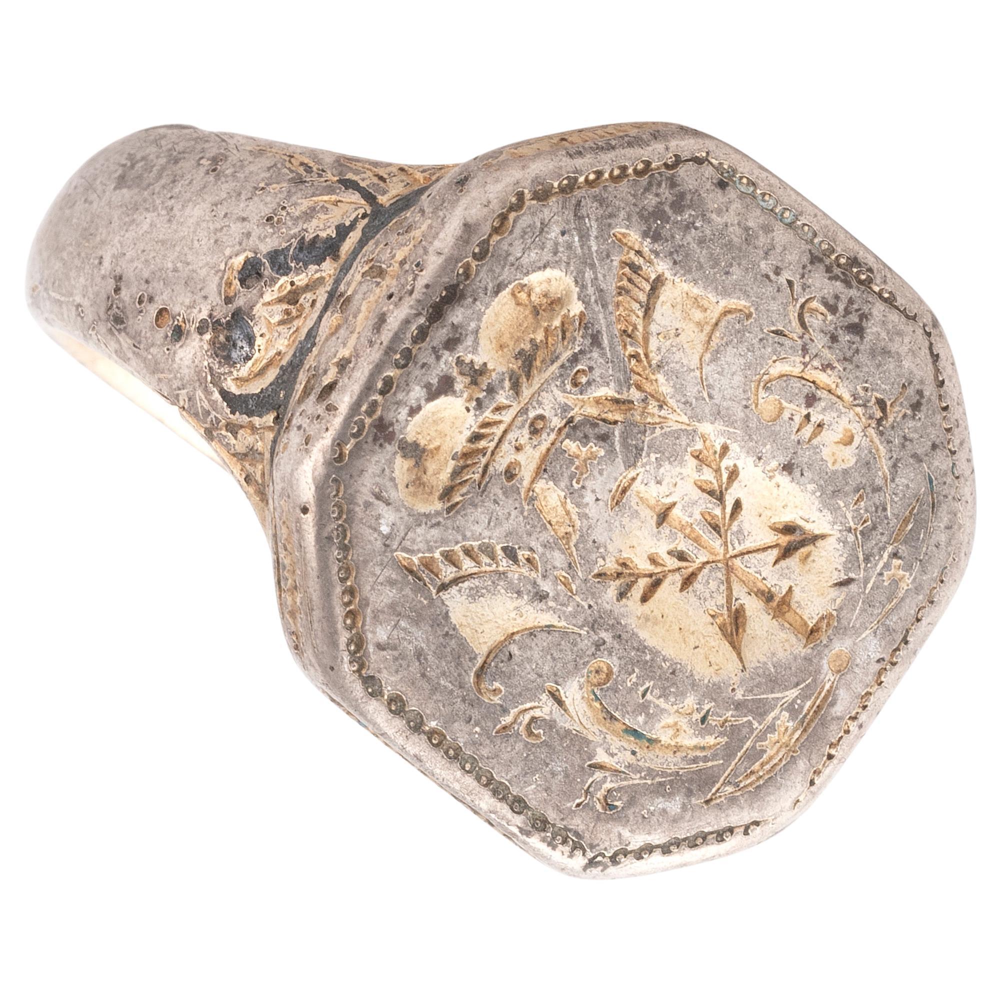 Neoklassische Silber & vergoldetes Metall Russisch auf achteckige Form Siegelring 1780's im Zustand „Gut“ im Angebot in Firenze, IT