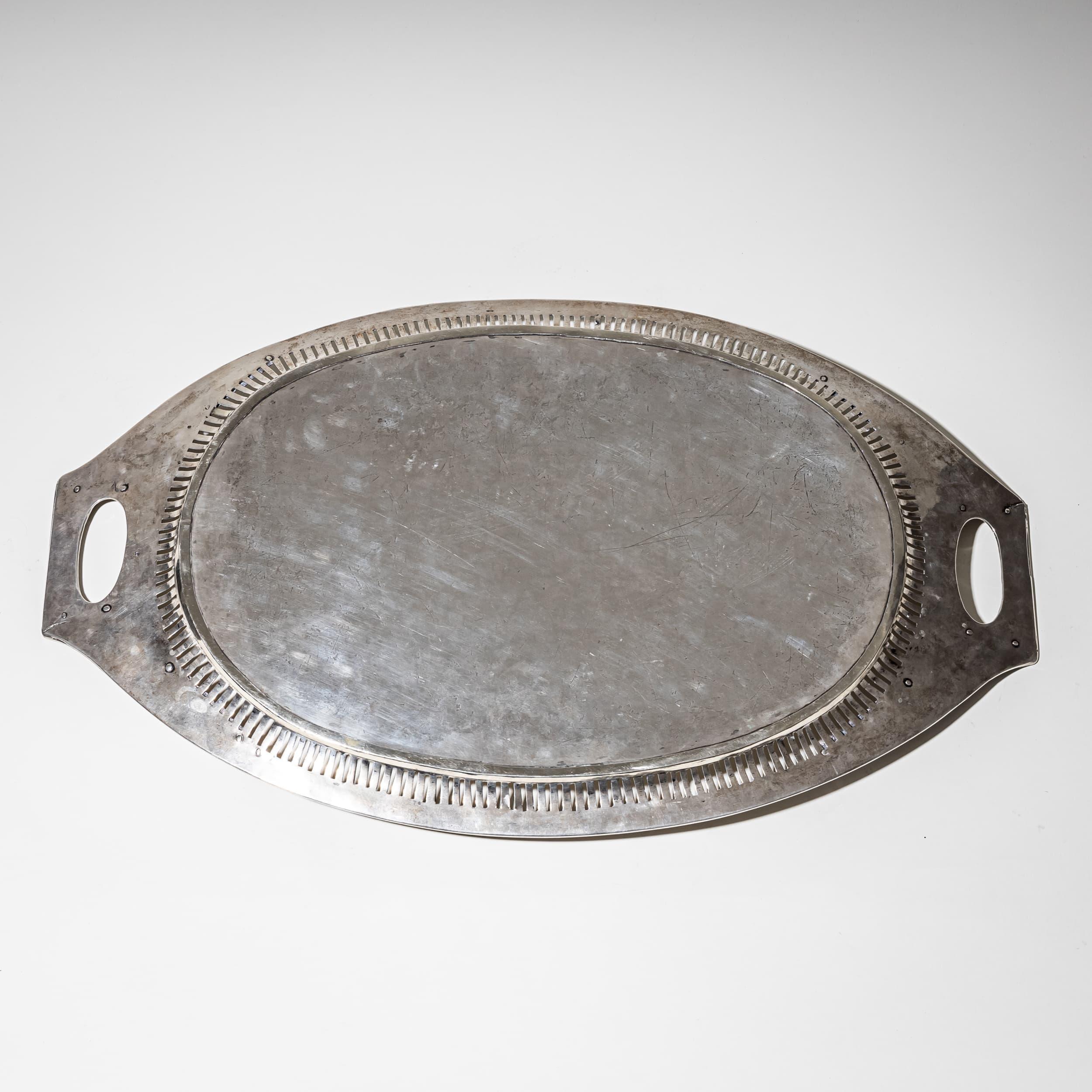 Neoklassizistisches Silbertablett, Weißenfels, um 1811-1820 (19. Jahrhundert) im Angebot
