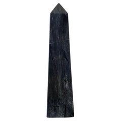 Neoclassical Solid Marble Black and White Obelisk
