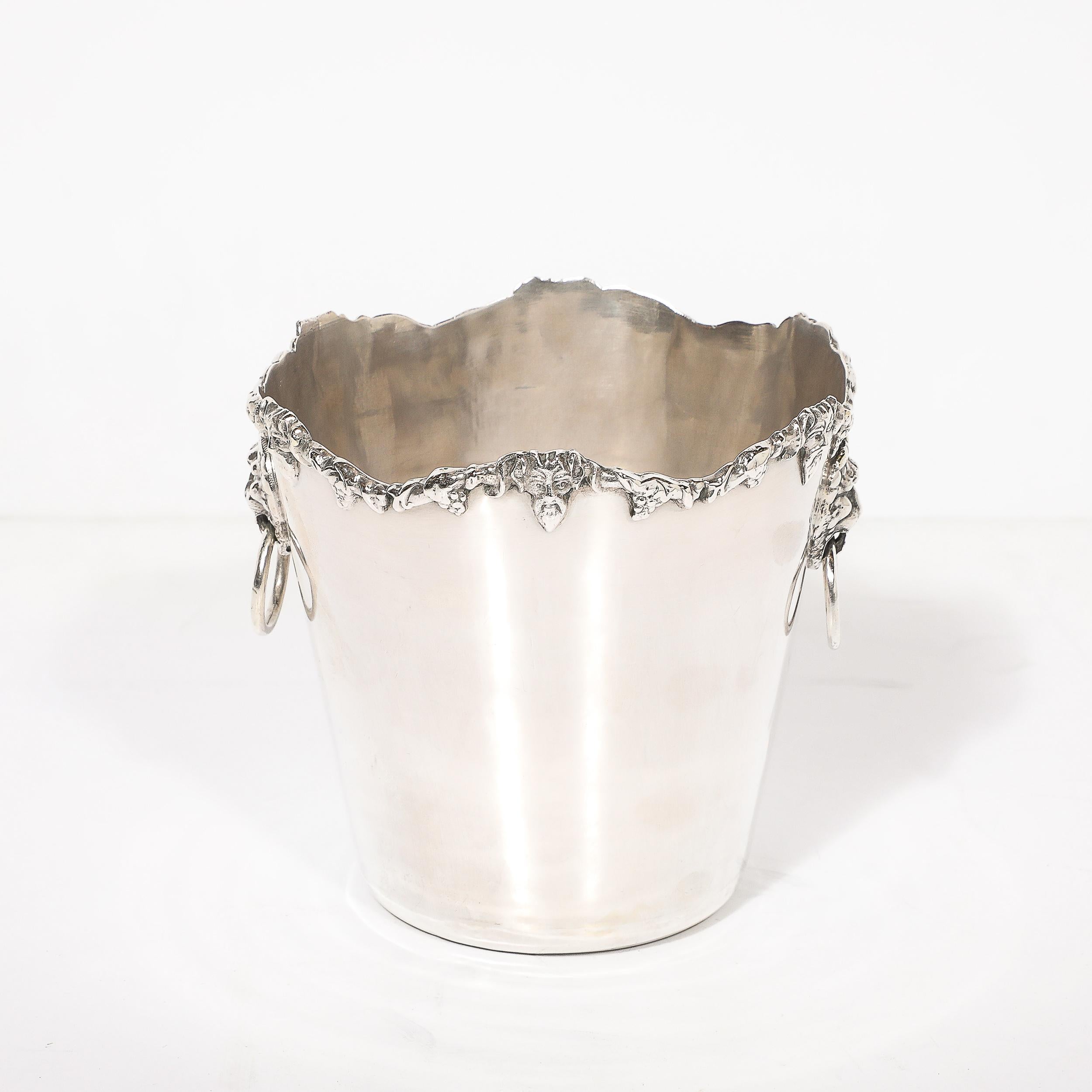 Cubitera neoclásica Baco de plata de ley firmada James Deakin & Sons en venta 3