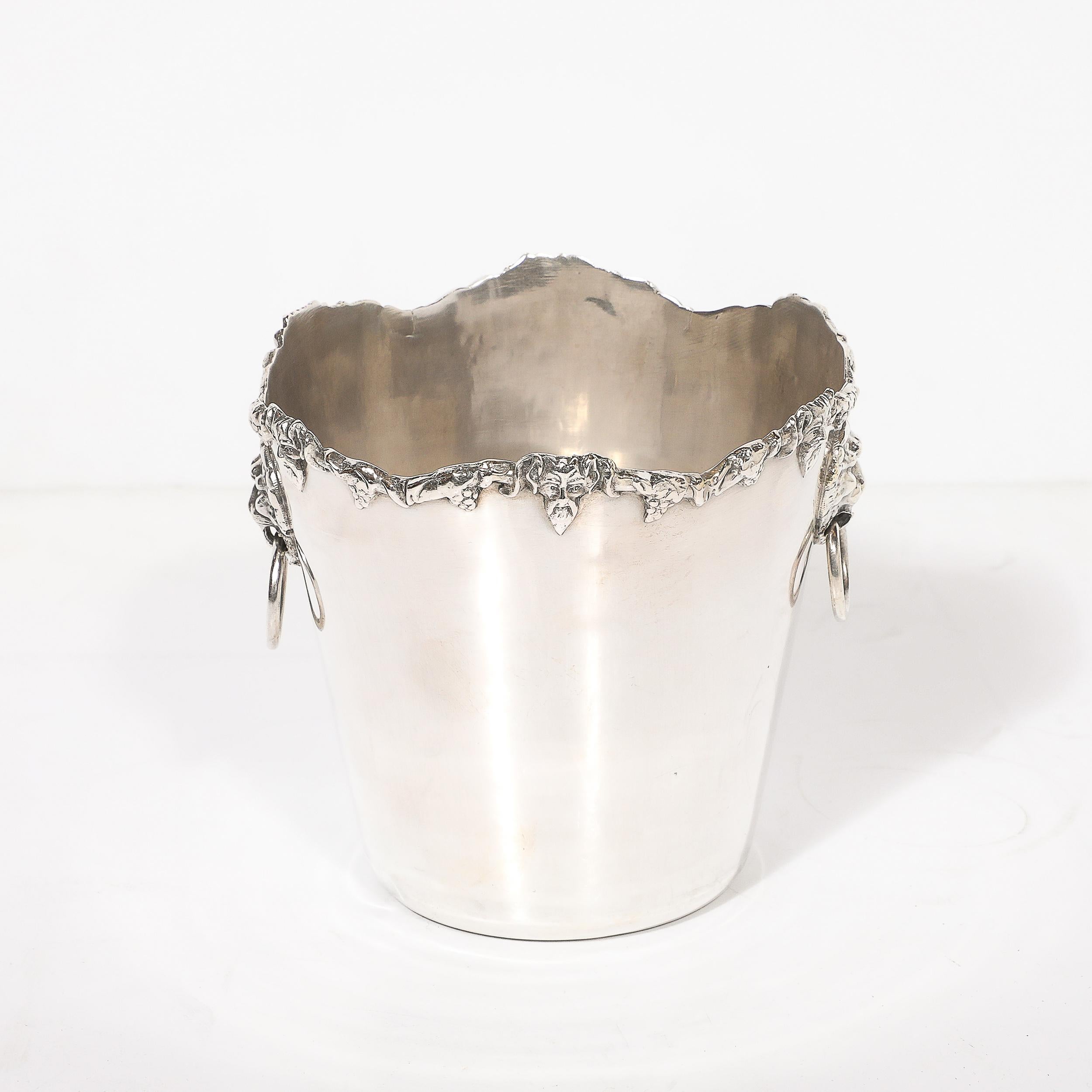 Cubitera neoclásica Baco de plata de ley firmada James Deakin & Sons Inglés en venta