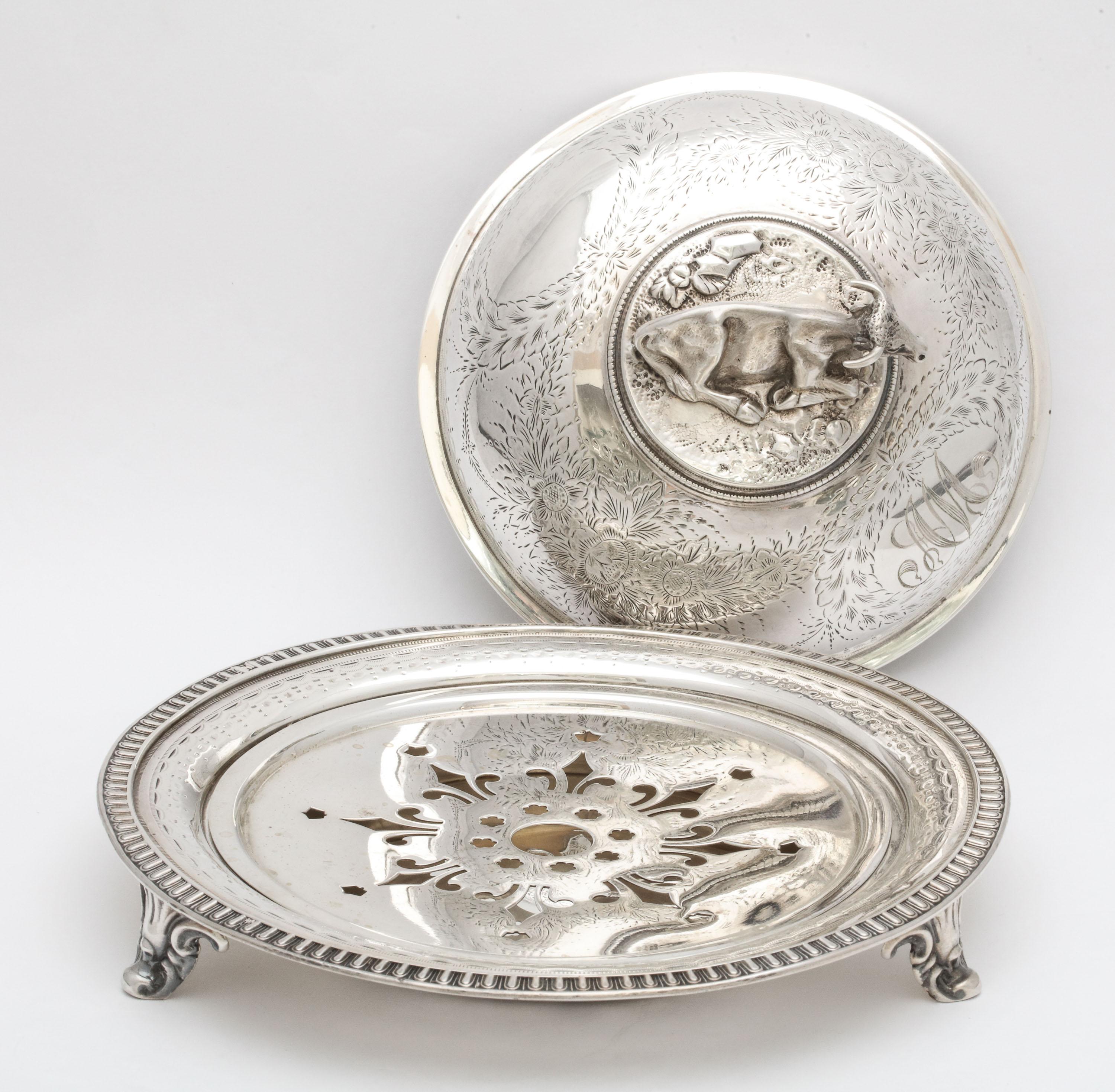Mid-19th Century Neoclassical Sterling Silver Covered Footed Butter Dish with Cow Finial