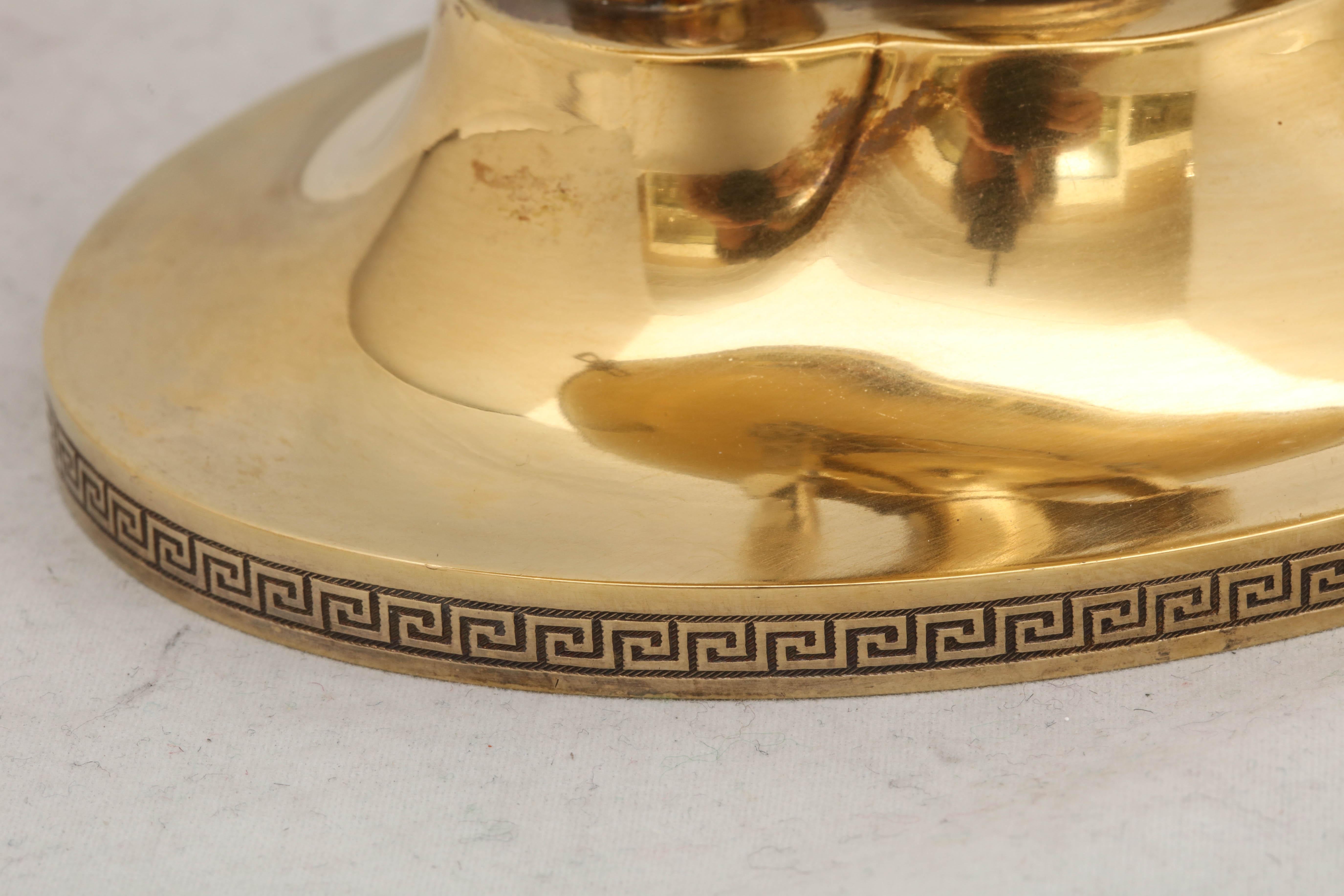 Centre de table néoclassique en argent sterling doré de Gorham en vente 7
