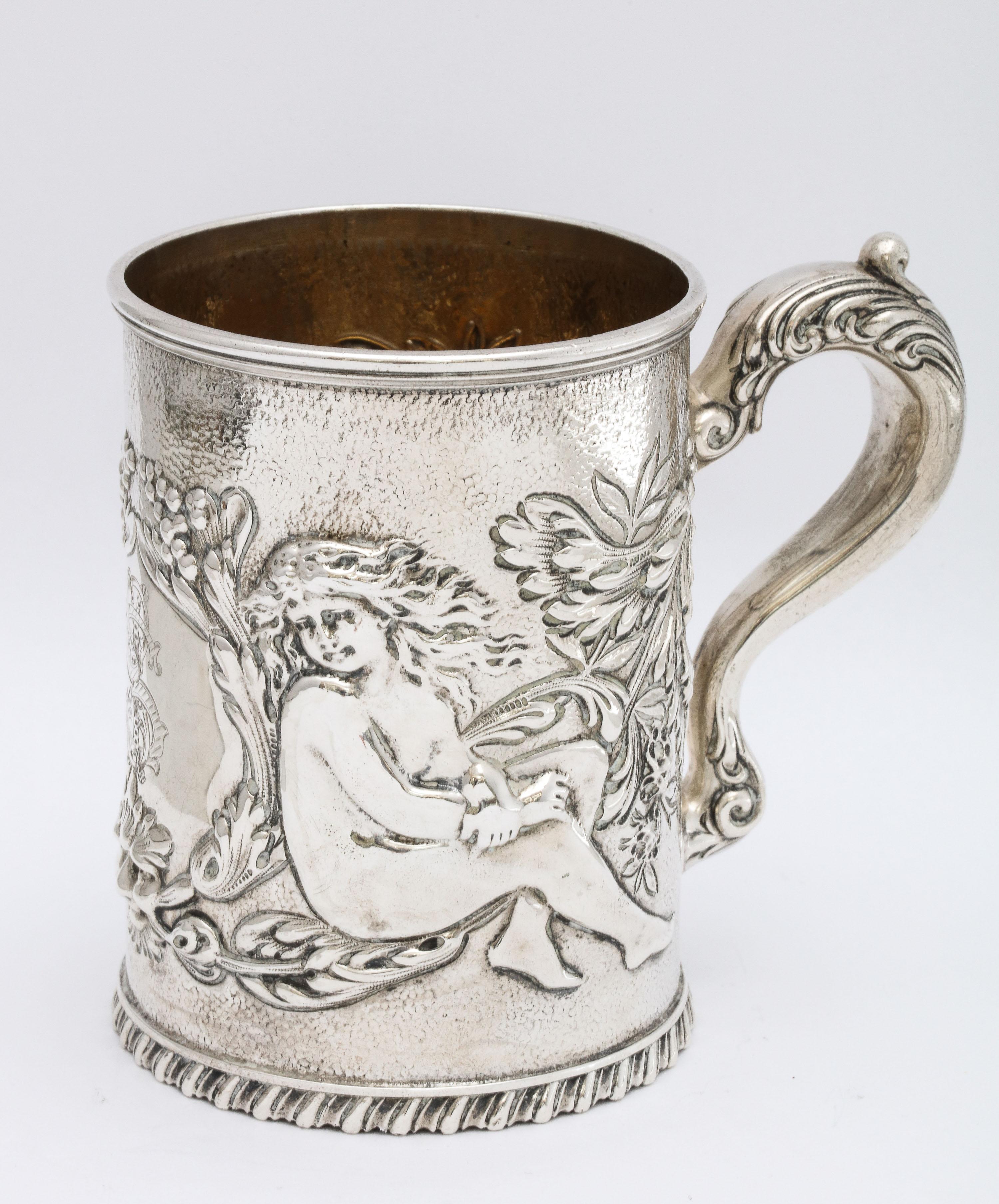 Neoklassischer Becher/Tasse aus Sterlingsilber von The Whiting Mfg. Co. (Spätes 19. Jahrhundert) im Angebot