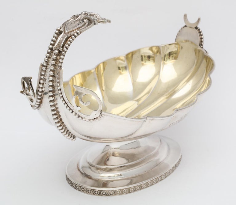 Late 19th Century Neoclassical Sterling Silver Pedestal Based Sauce/Gravy Boat by Wood and Hughes For Sale
