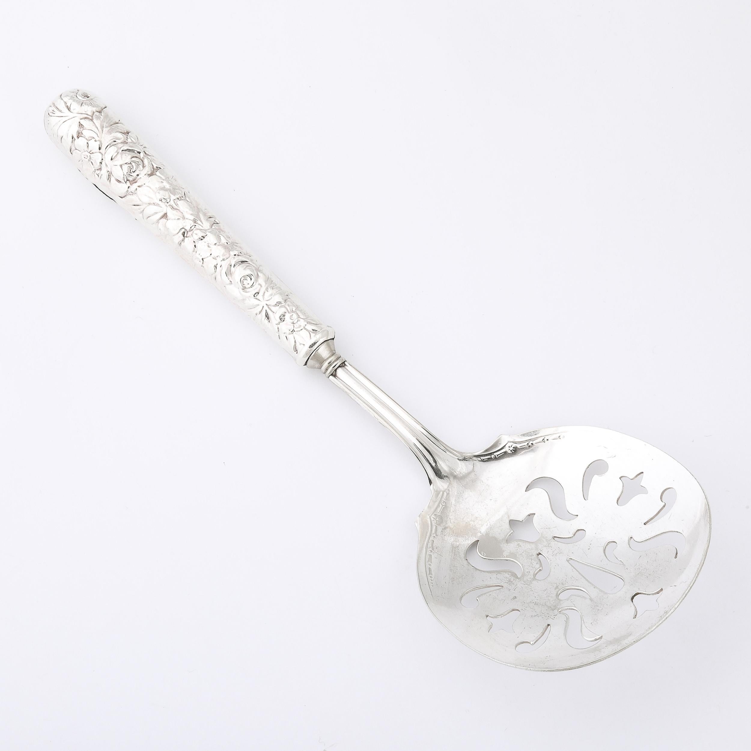Neoclassical Sterling Silver Pierced Serving Spoon w/ Naturalist Relief Handle  For Sale 3