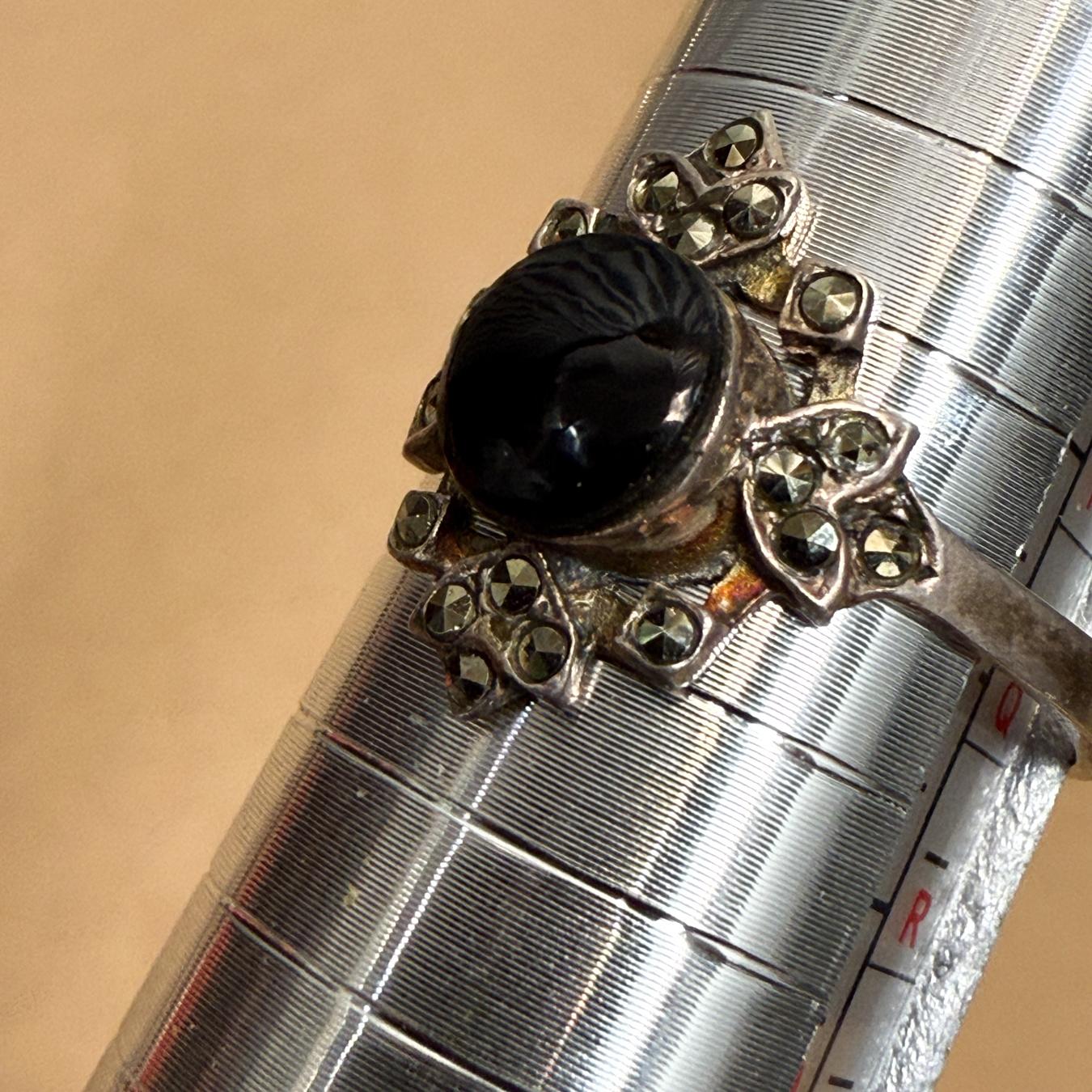 Argent sterling Bague néoclassique obsidienne noire en argent sterling en vente