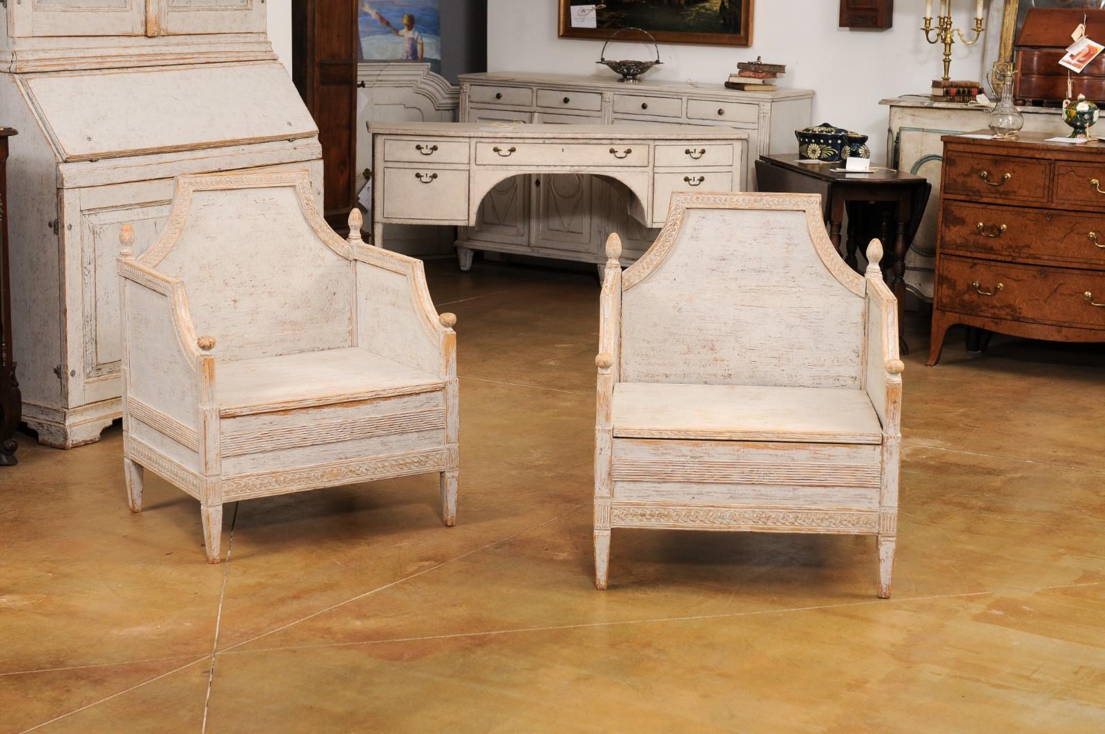 Swedish Neoclassical Style 1850s Gray Painted and Carved Armchairs with Guilloches, Pair For Sale