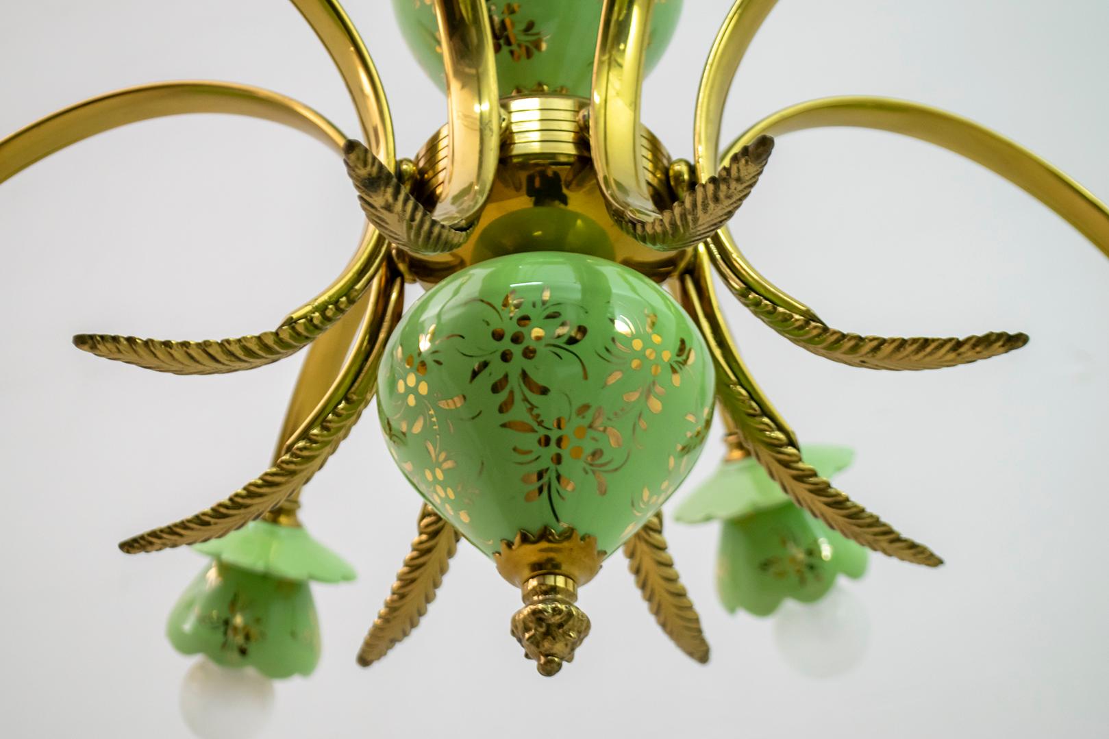 Neoclassical Style 8-Iight Italian Porcelain and Brass Chandelier, 1960s For Sale 2