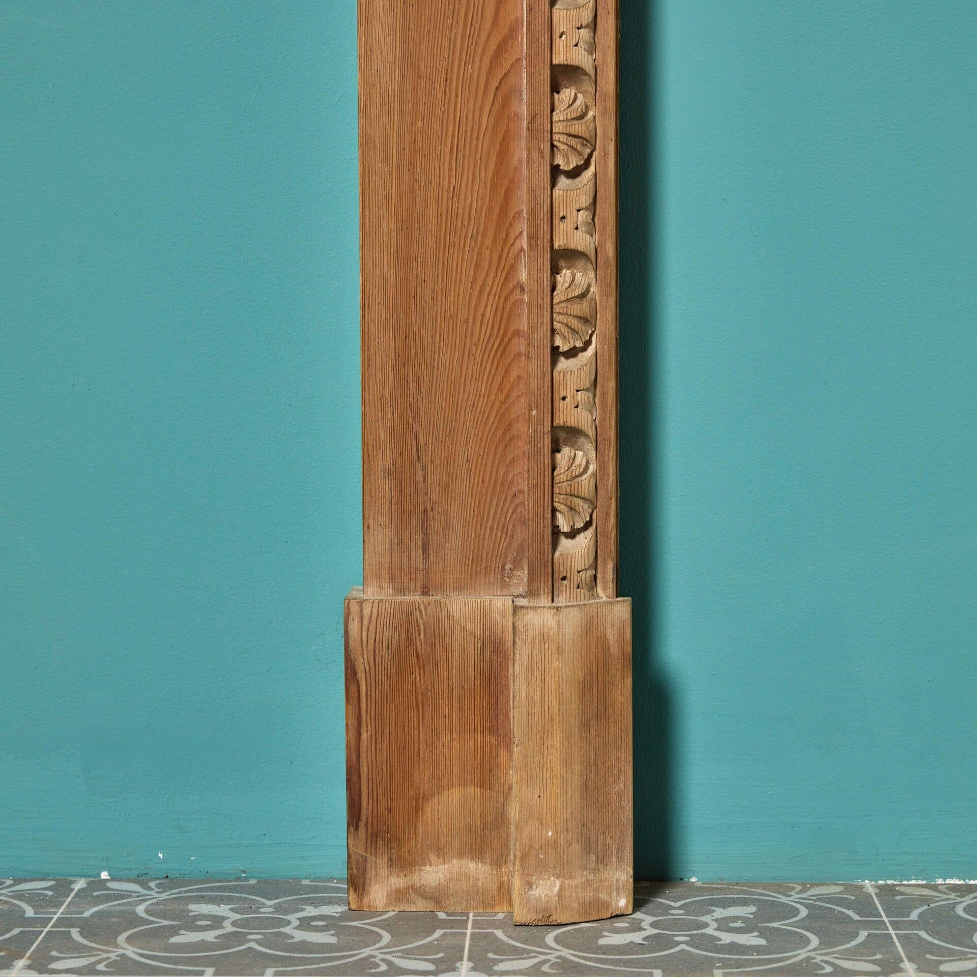 Camino antico in legno in stile neoclassico In condizioni discrete in vendita a Wormelow, Herefordshire