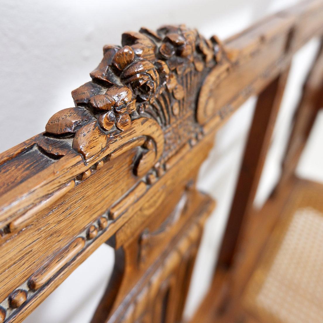 20ième siècle Banc de style néoclassique sculpté avec lyres sur le dossier du siège - 20e en vente
