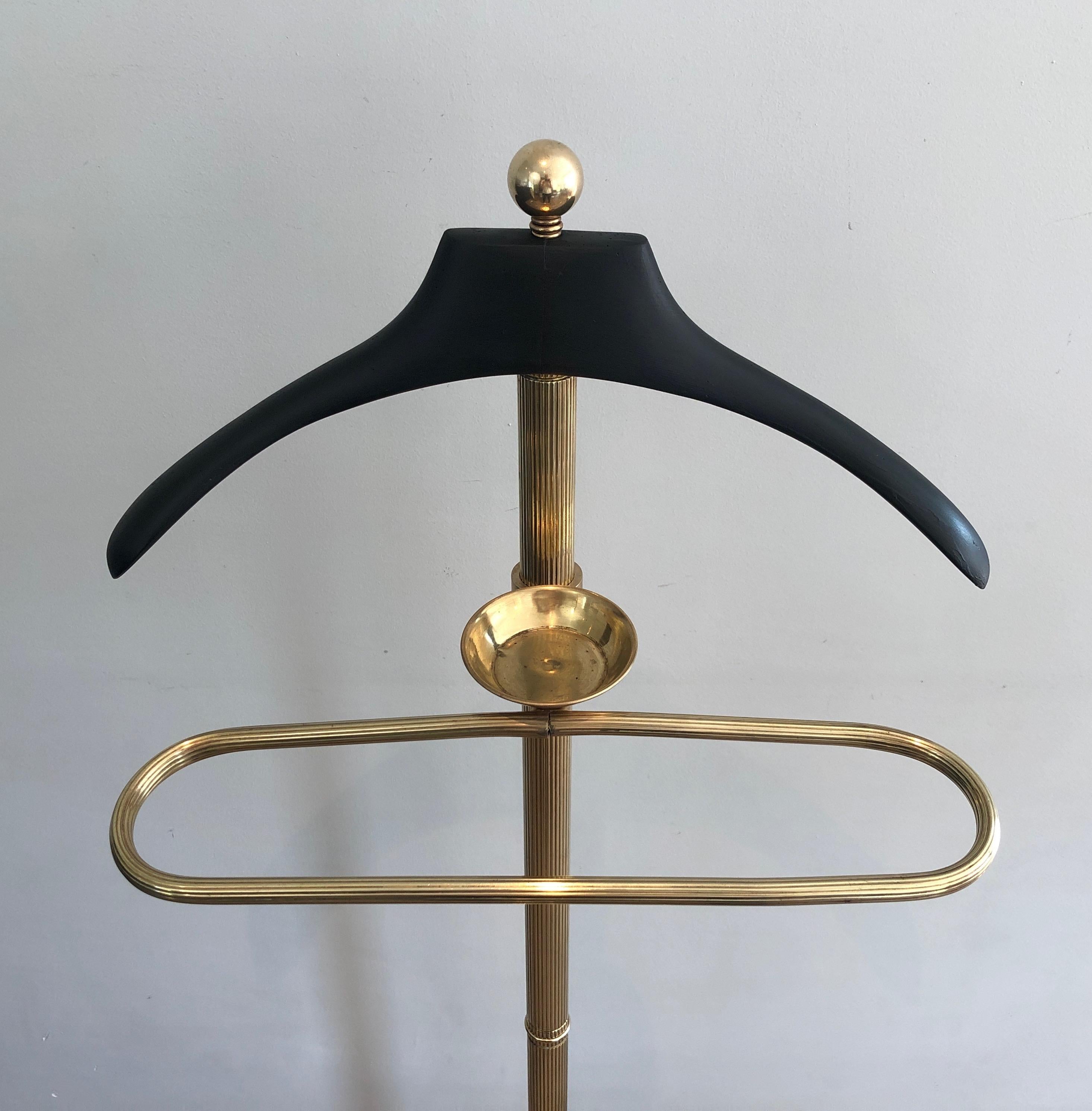 Mid-20th Century Neoclassical Style Brass and Black Lacquered Wood Valet, French, Circa 1940