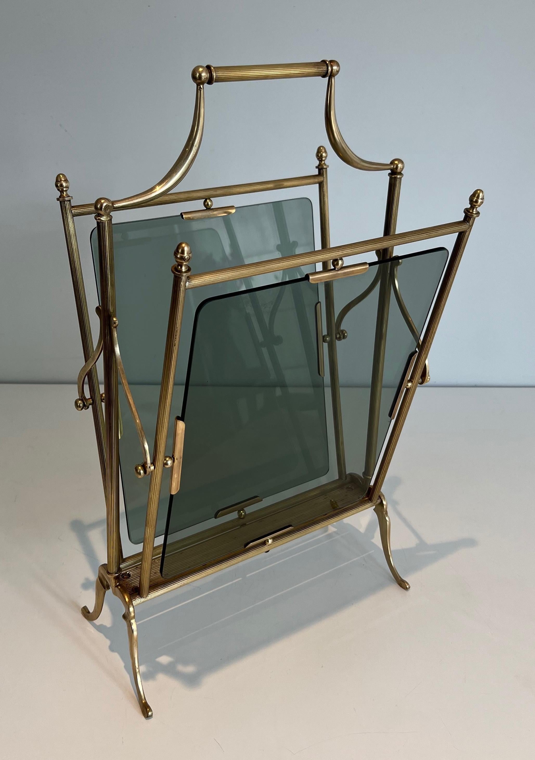 Portariviste in ottone e vetro bluastro in stile neoclassico, Maison Jansen in vendita 7