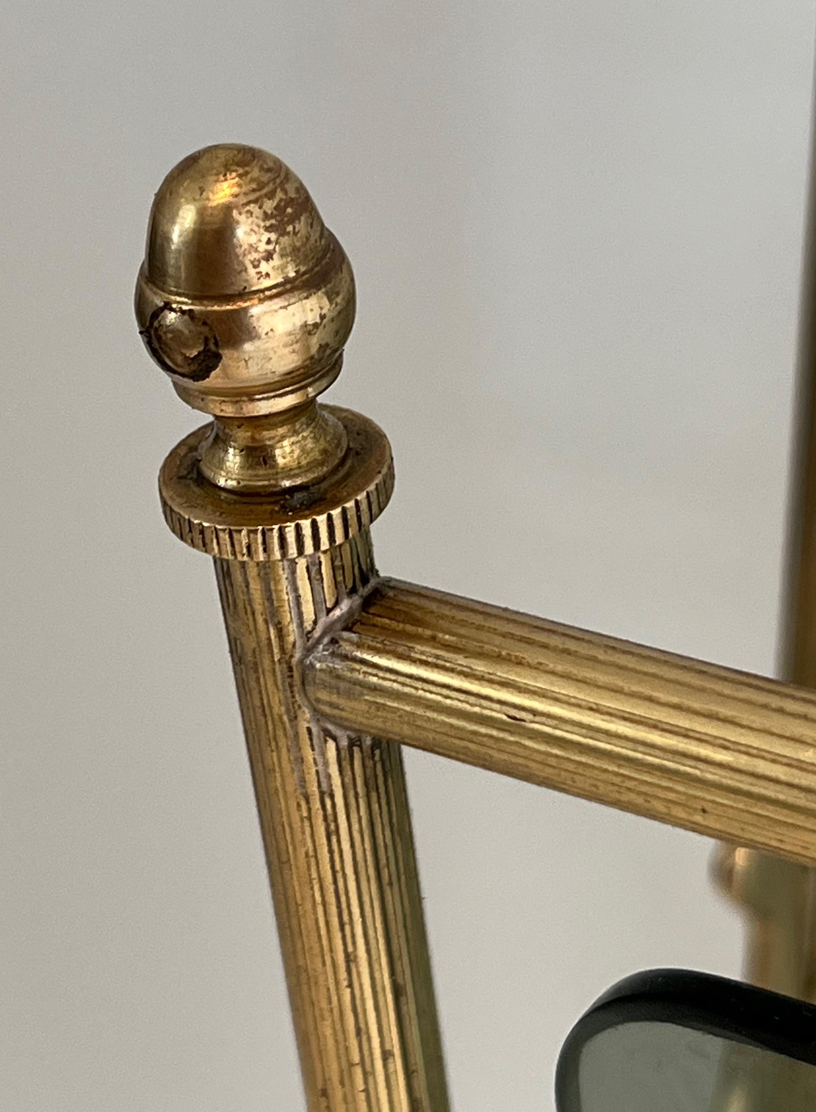 Portariviste in ottone e vetro bluastro in stile neoclassico, Maison Jansen in vendita 10