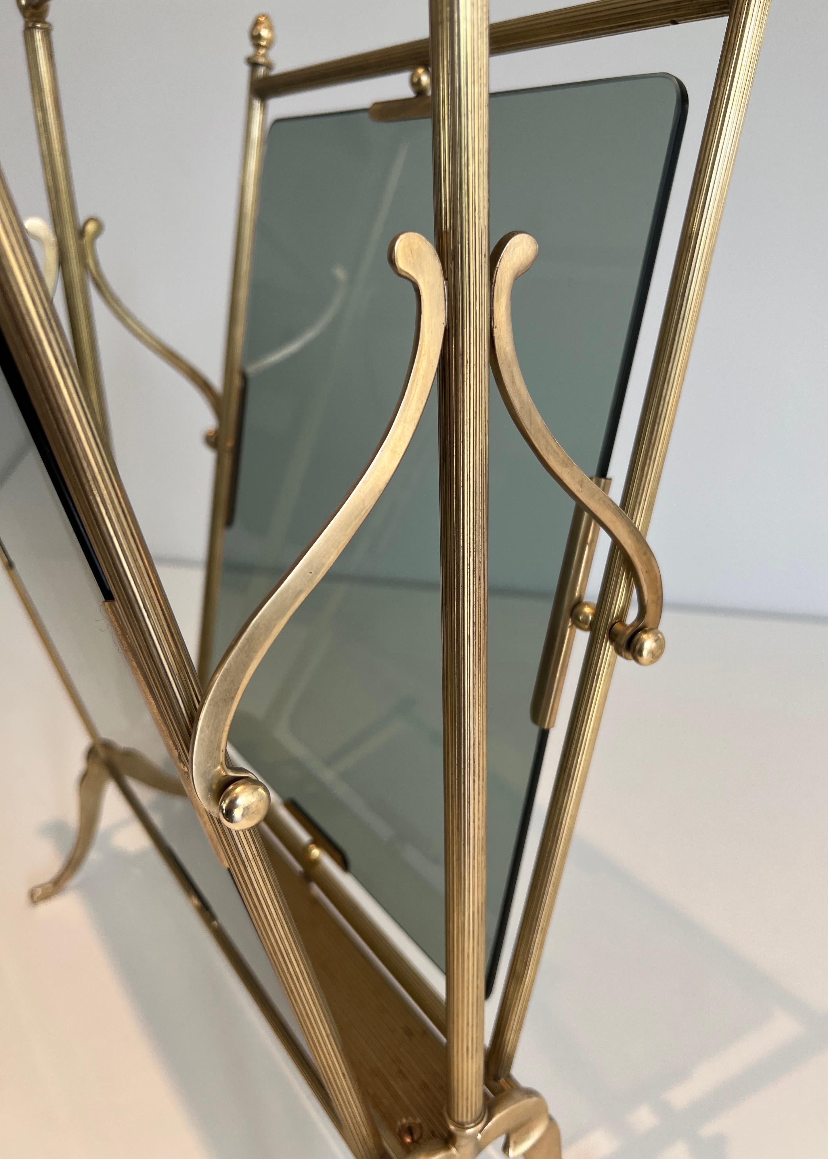 Portariviste in ottone e vetro bluastro in stile neoclassico, Maison Jansen in vendita 11