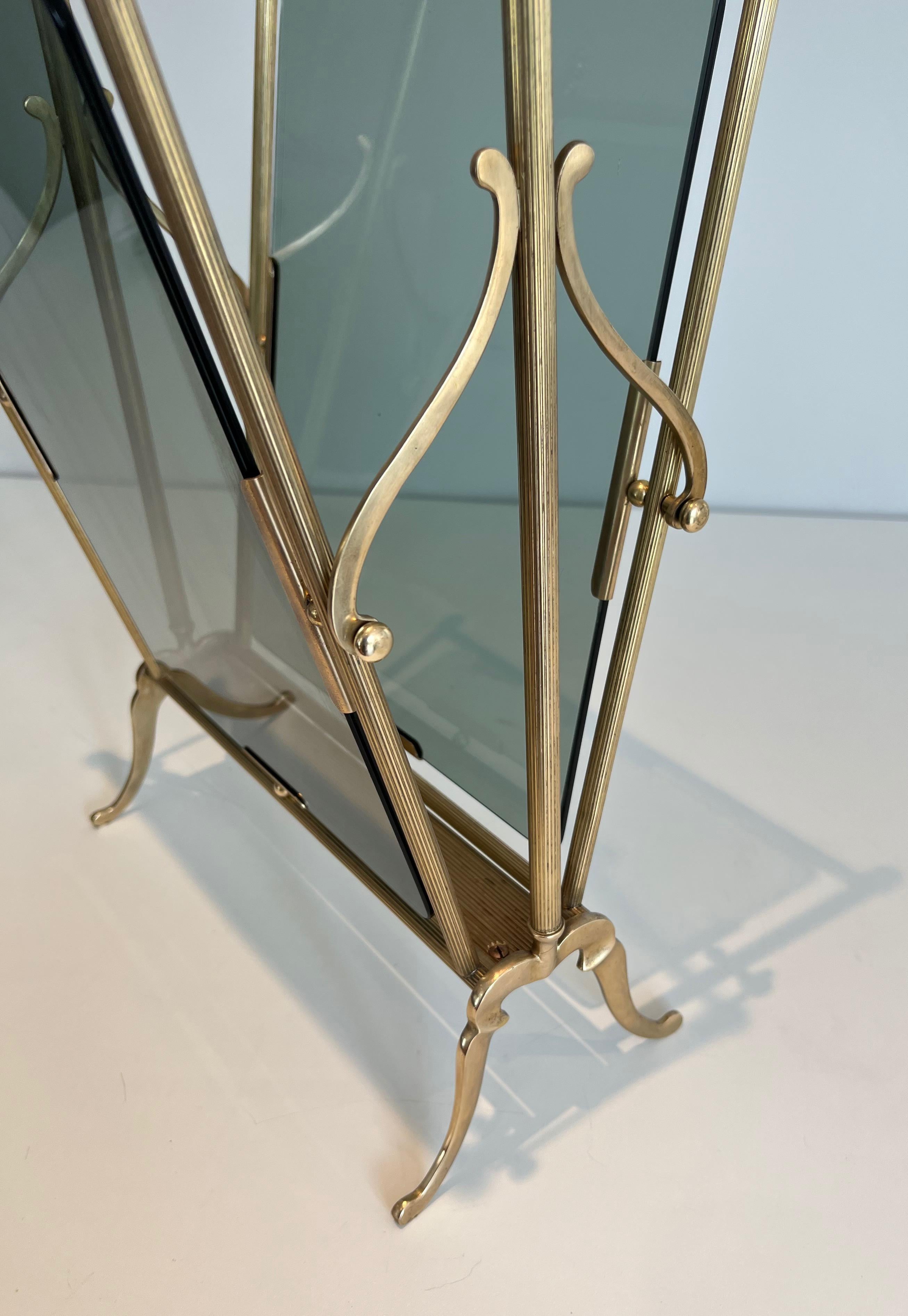Portariviste in ottone e vetro bluastro in stile neoclassico, Maison Jansen in vendita 2