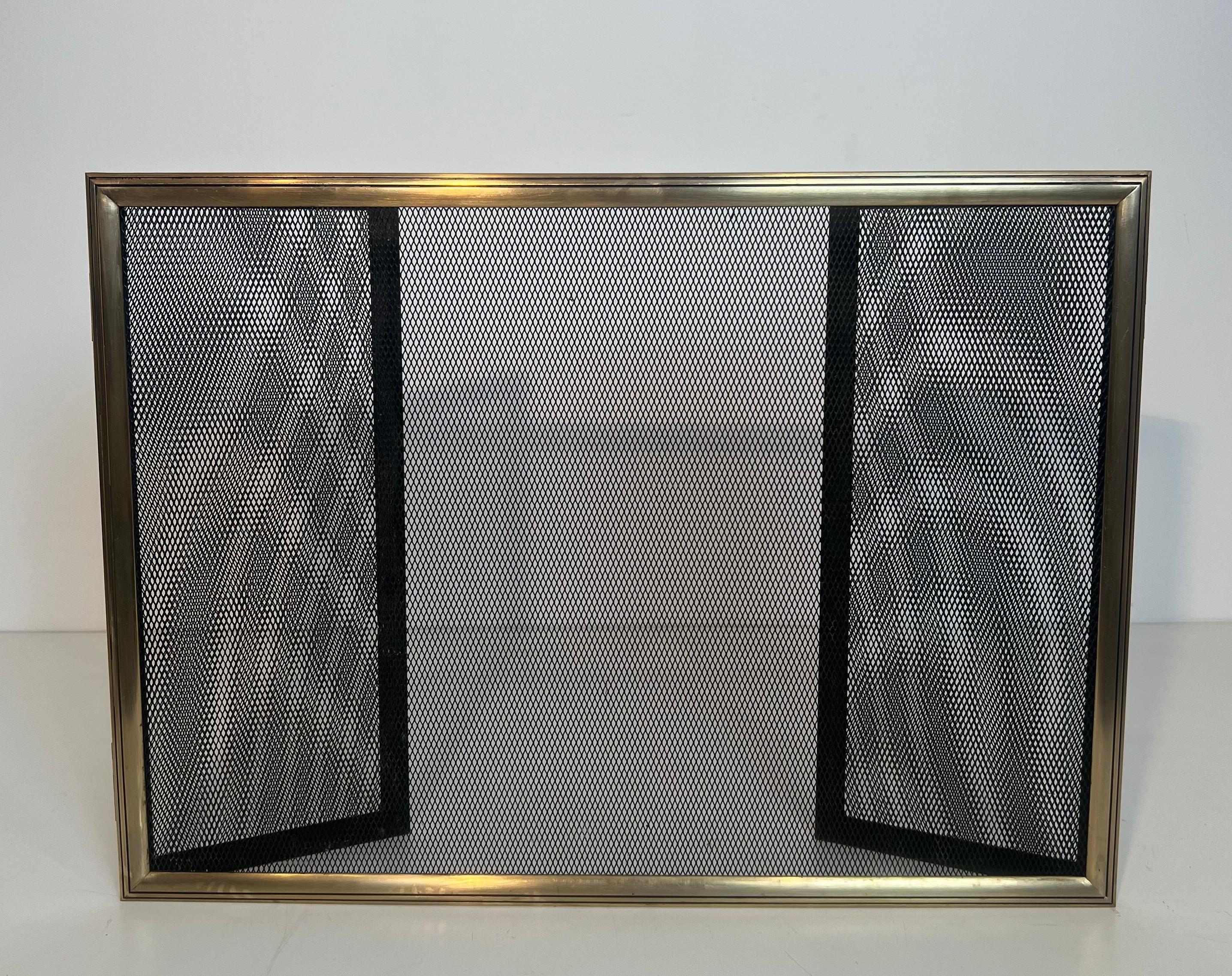 Neoclassical Style Brass and Grilling 3 Panels Fireplace Screen For Sale 4