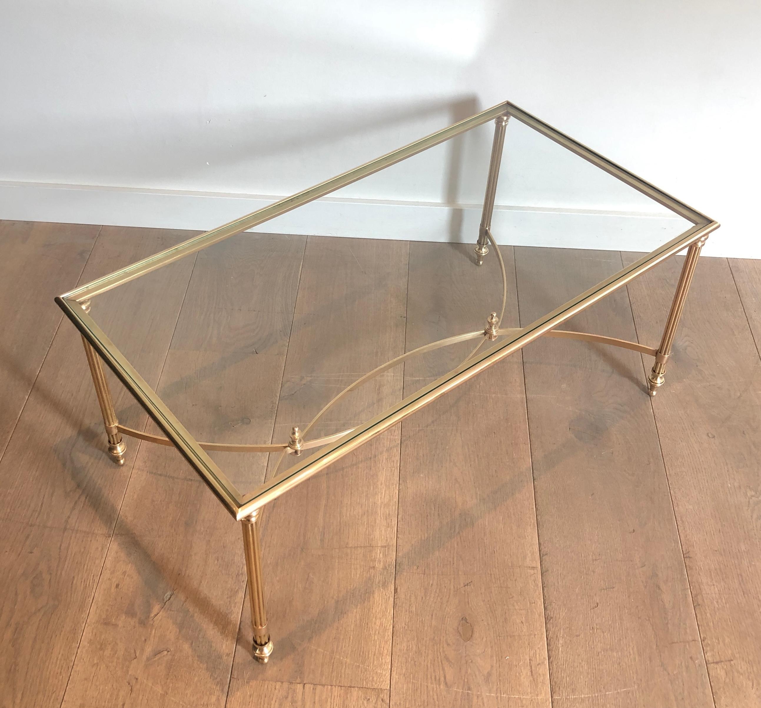 Table basse en laiton de style néoclassique par Maison Jansen en vente 8