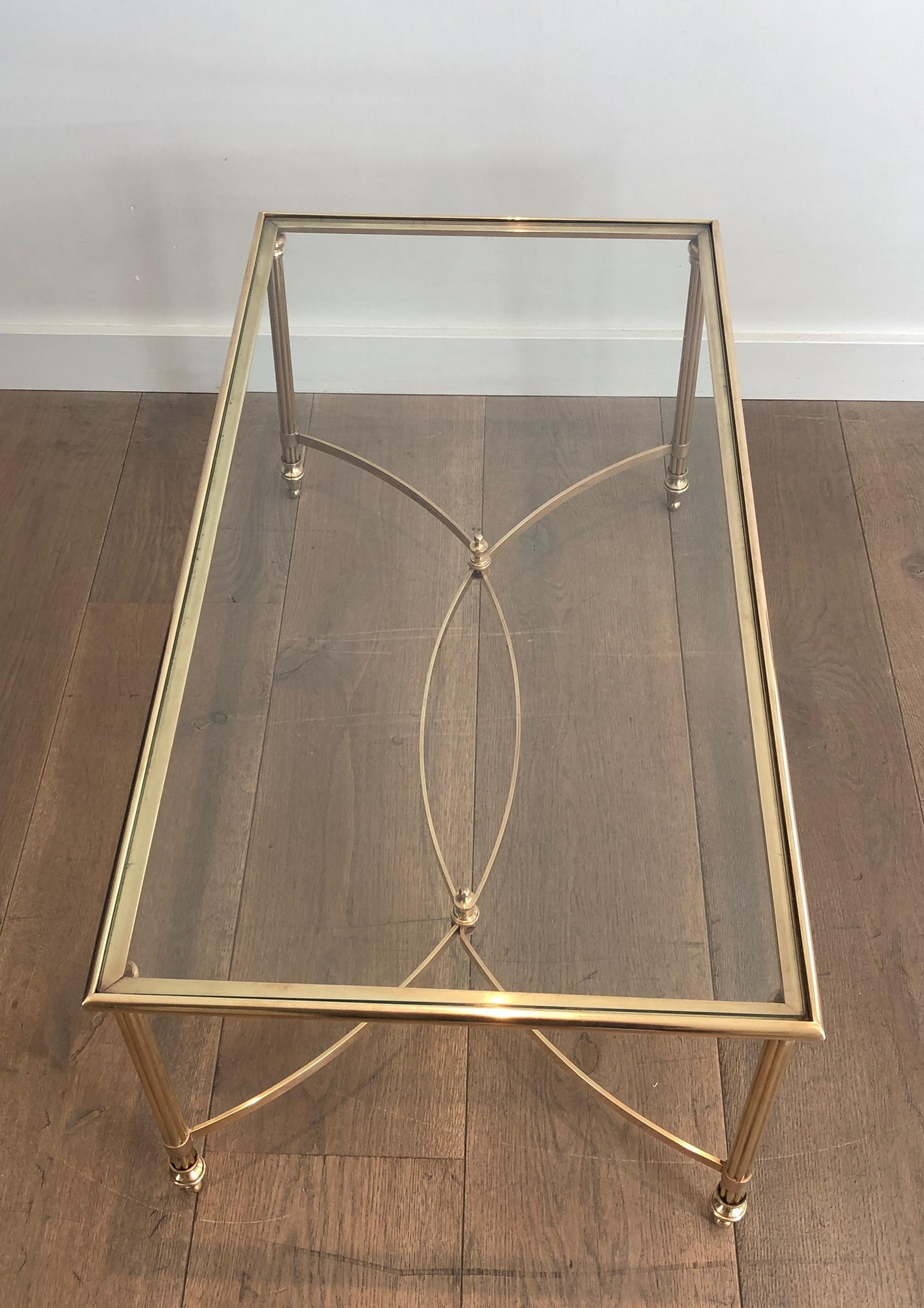 Table basse en laiton de style néoclassique par Maison Jansen Bon état - En vente à Marcq-en-Barœul, Hauts-de-France